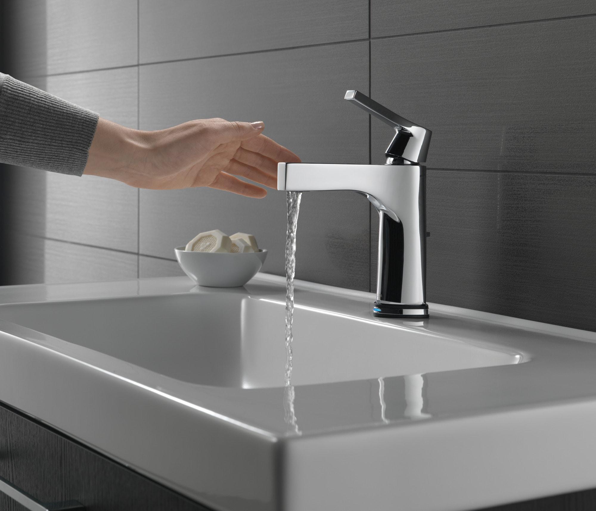 Zura Single Hole Touch2O Bathroom Faucet with Touchless Technology