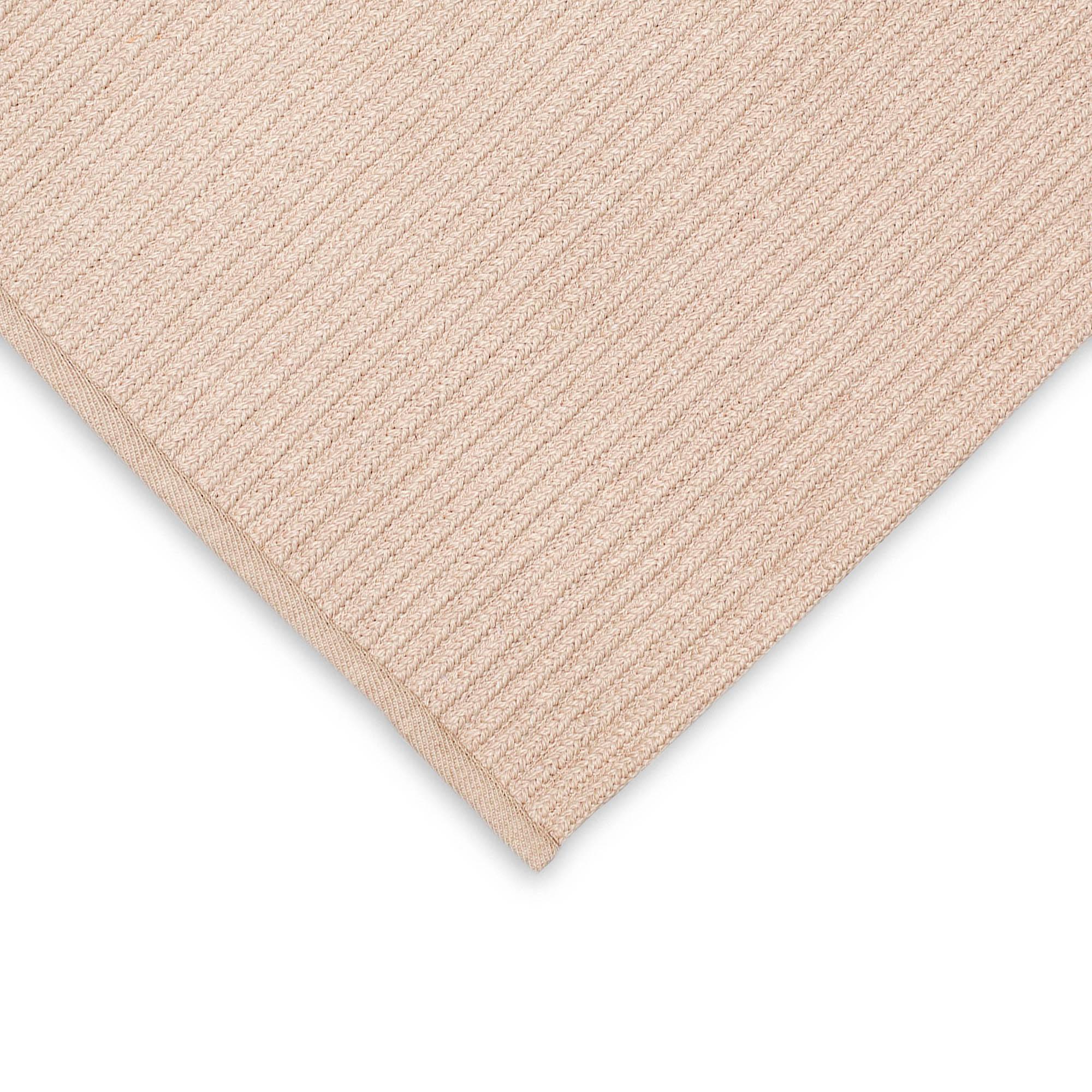 Liora Manne Calais Solid Indoor/Outdoor Rug Sand 3'6" x 5'6"