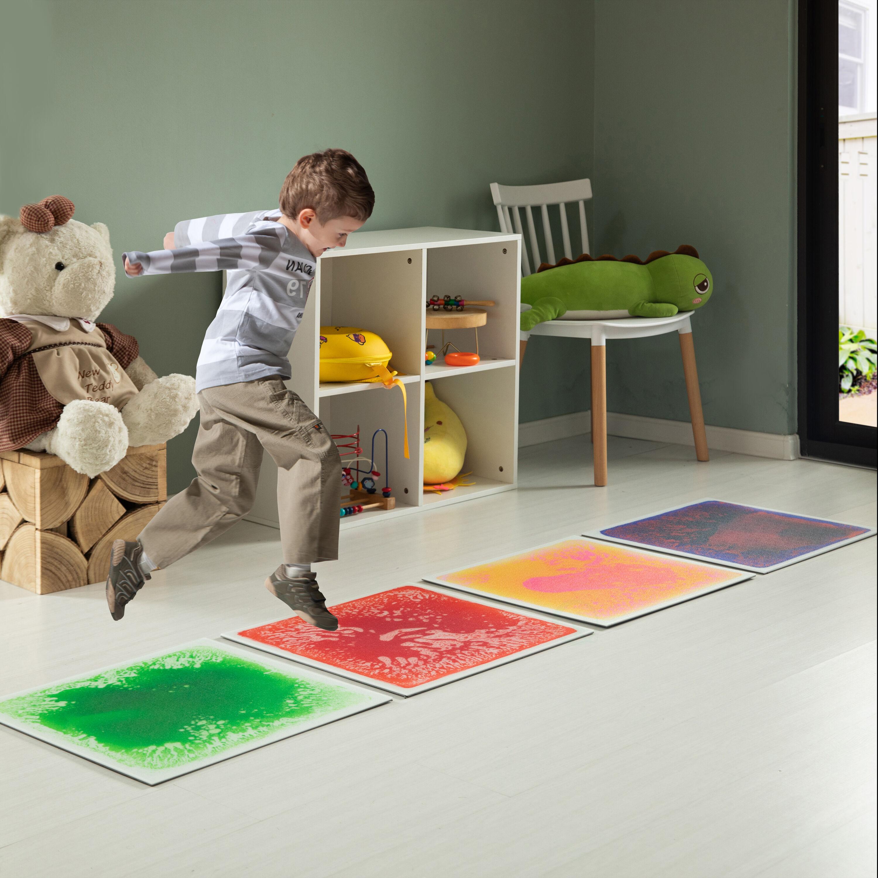 ShpilMaster 19.5'' L Plastic Playmat