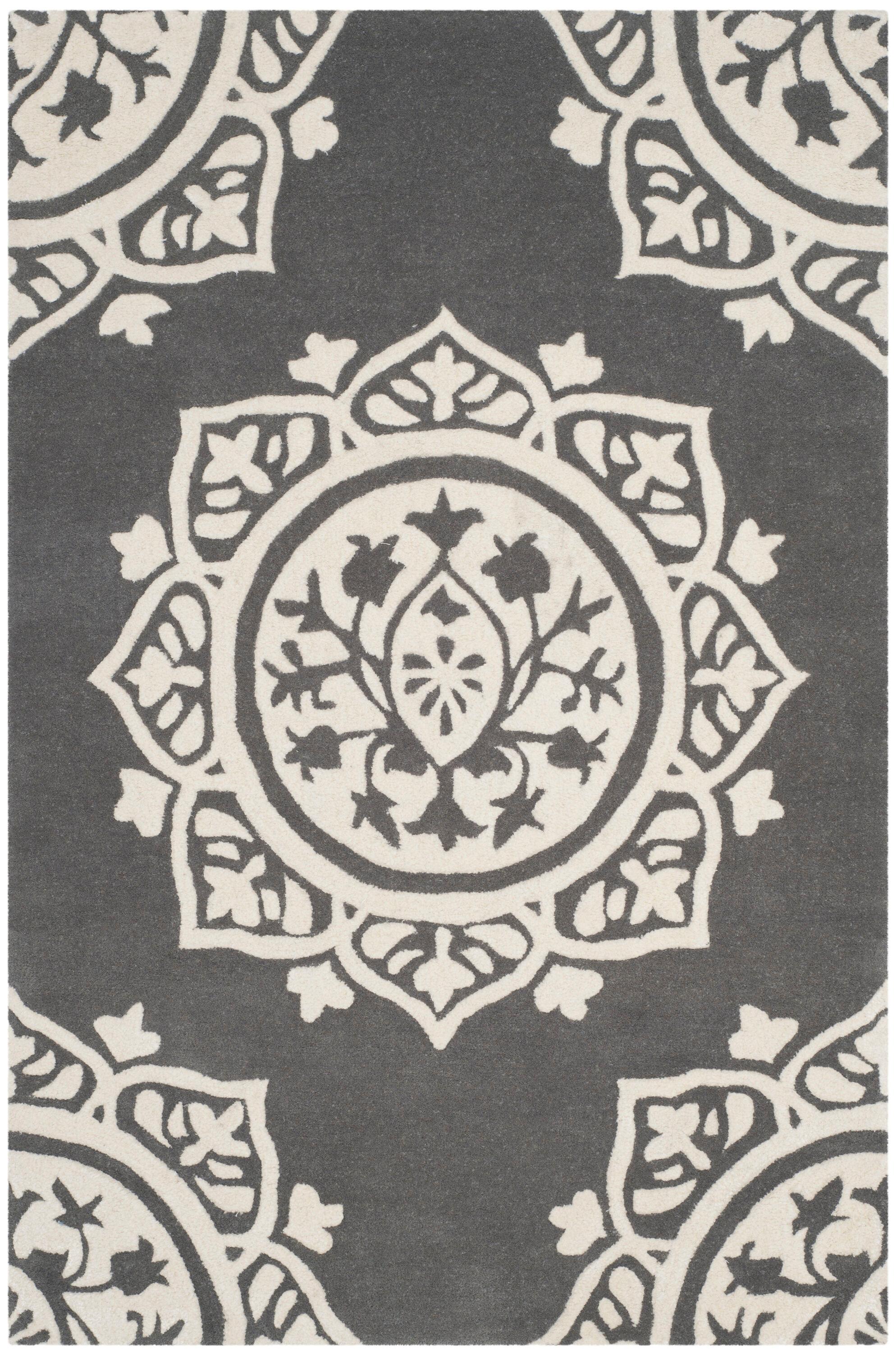 Bella BEL136 Hand Tufted Indoor Area Rug - Dark Grey/Ivory - 4'x6' - Safavieh