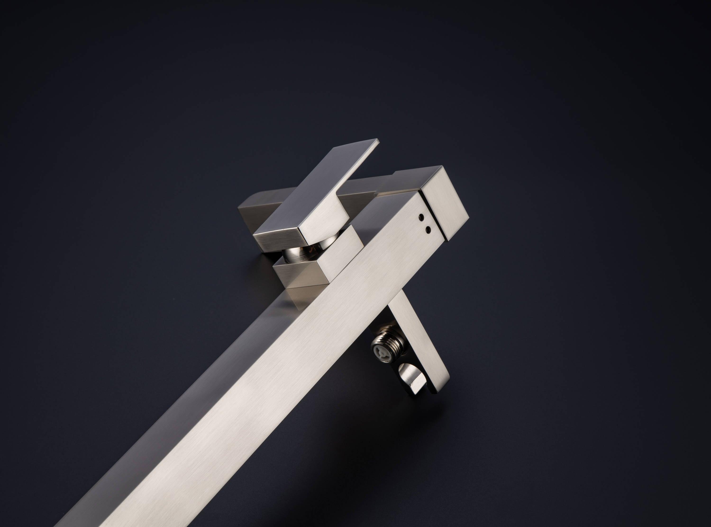 VIBRANTBATH Floor Tub Spout with Diverter 7012-N