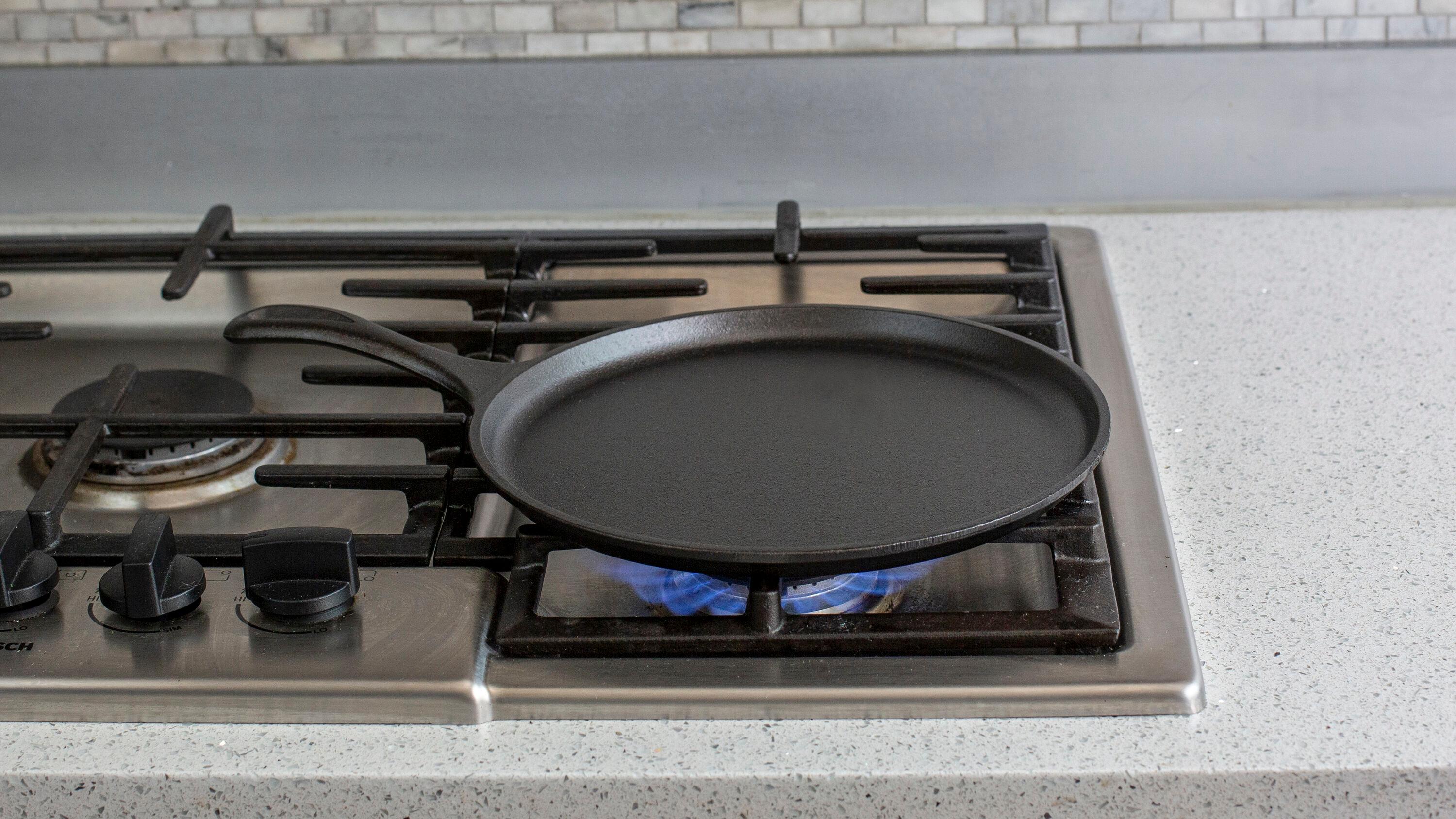 Lodge 10.5 Inch Cast Iron Griddle / Comal