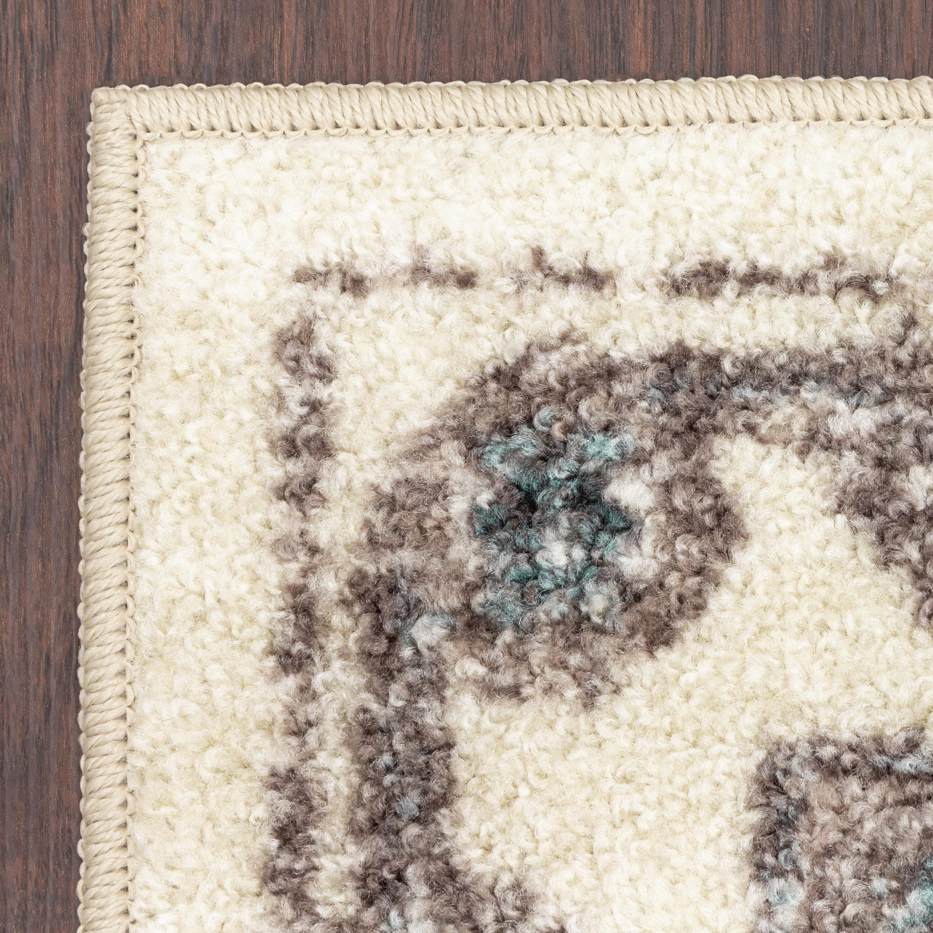 Maples Rugs Antique Border Traditional Beige Ivory Indoor Area Rug, 7' x 10'