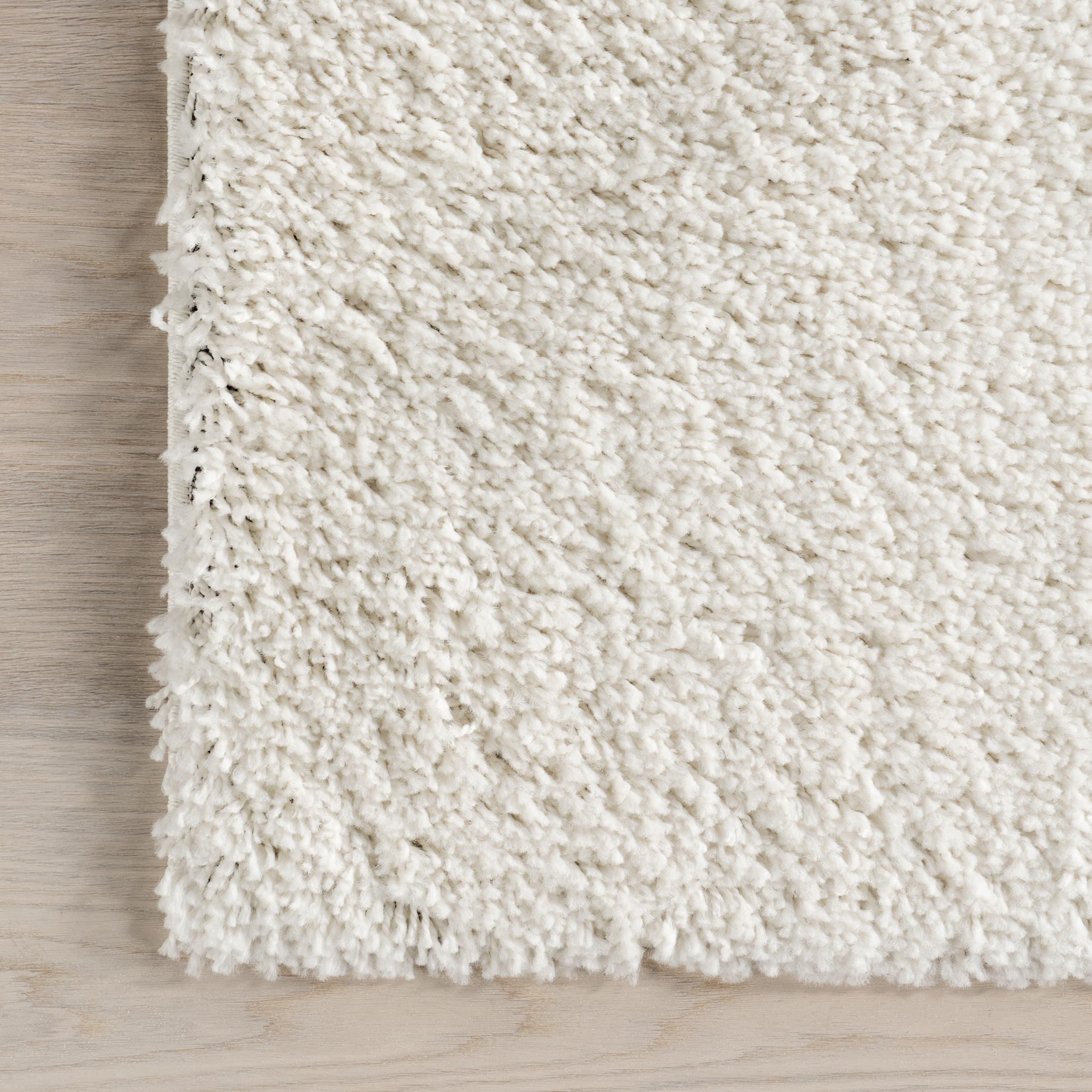 Nuloom Marleen Solid 2x3 Accent Shag Indoor Area Rug for Living Room Bedroom Dining Room Nursery Entryway, Off White