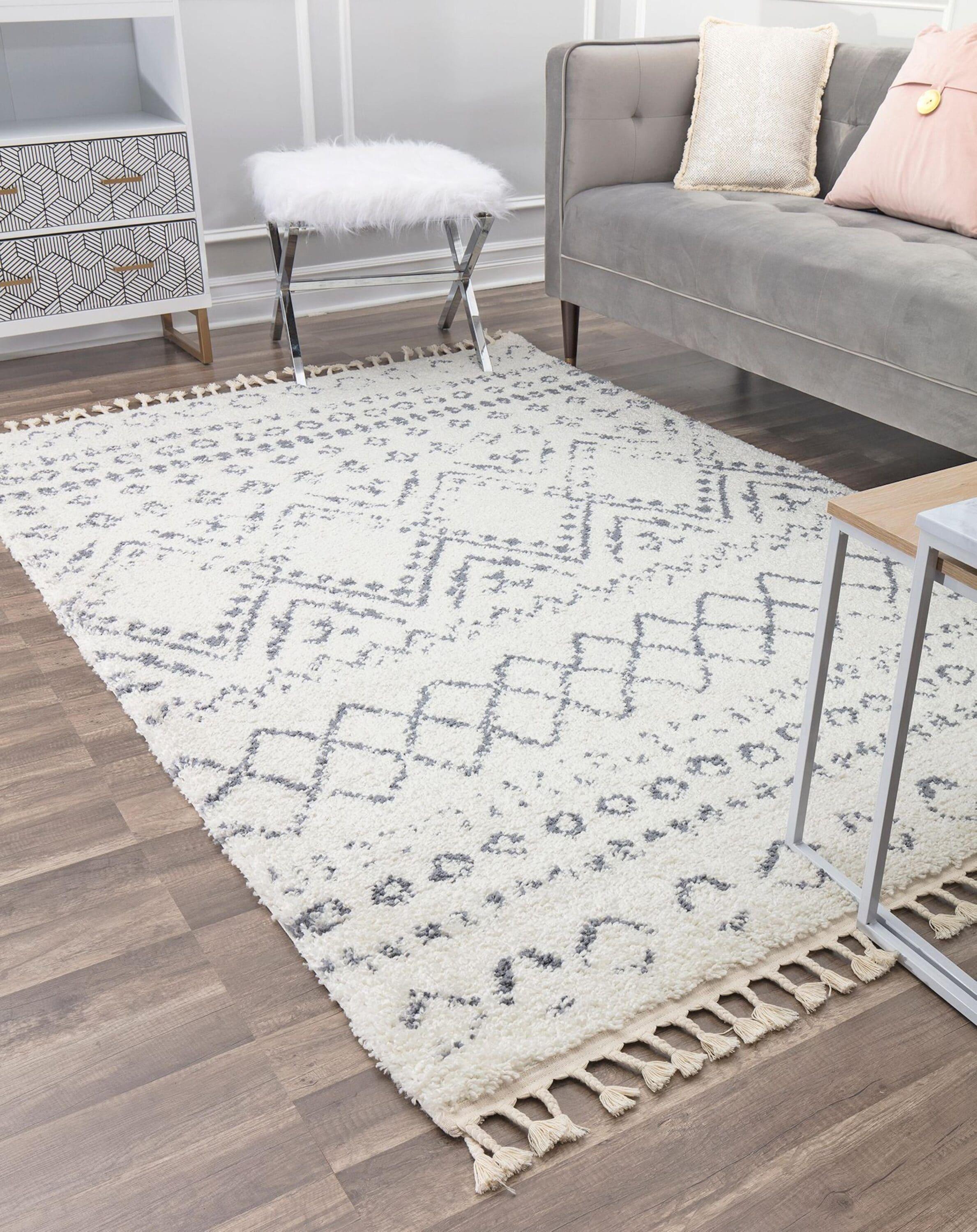 Silla Mason Shag Tribal Shadow Gray Area Rug