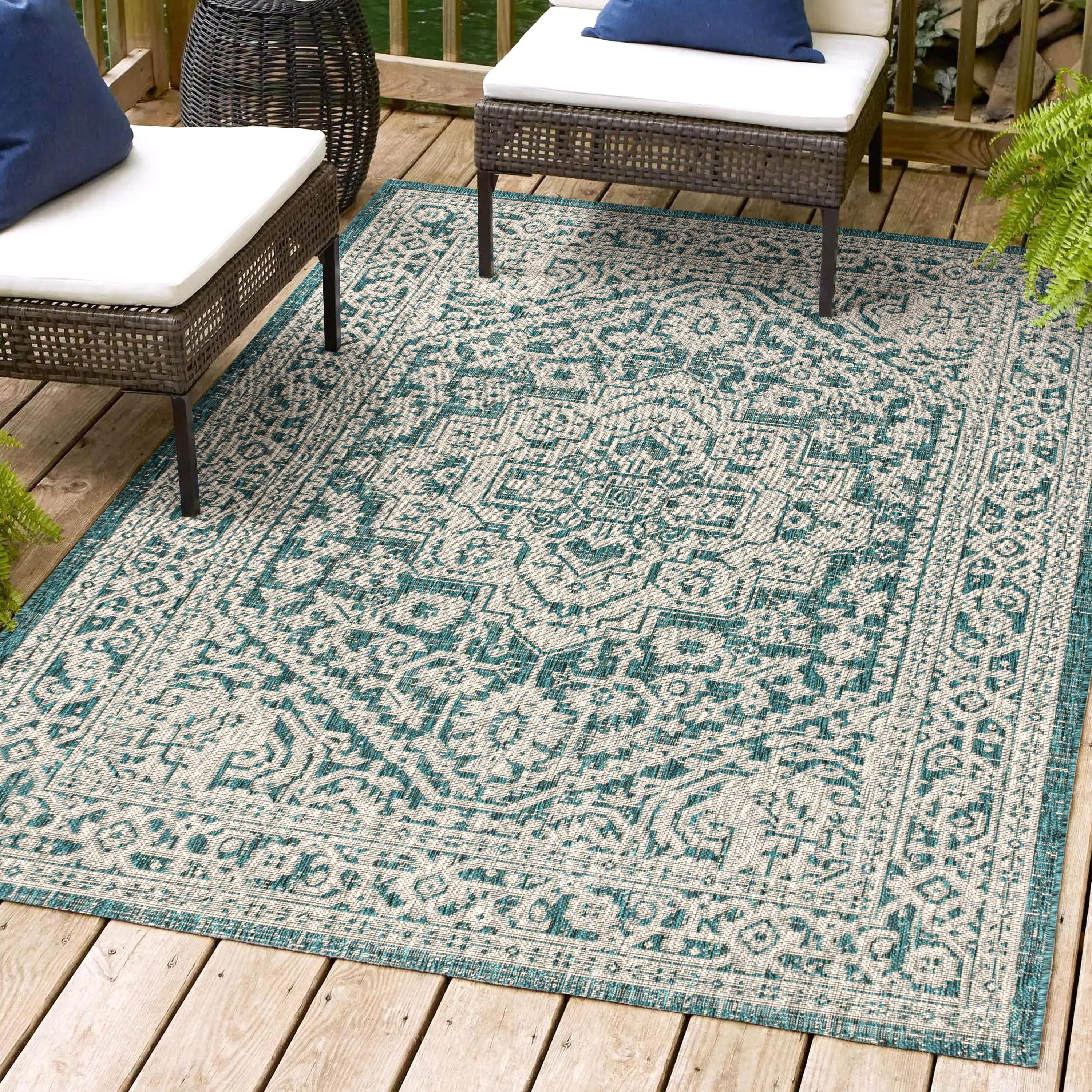 4'x6' Sinjuri Medallion Textured Weave Indoor/Outdoor Area Rug,  Teal Blue/Gray - JONATHAN Y