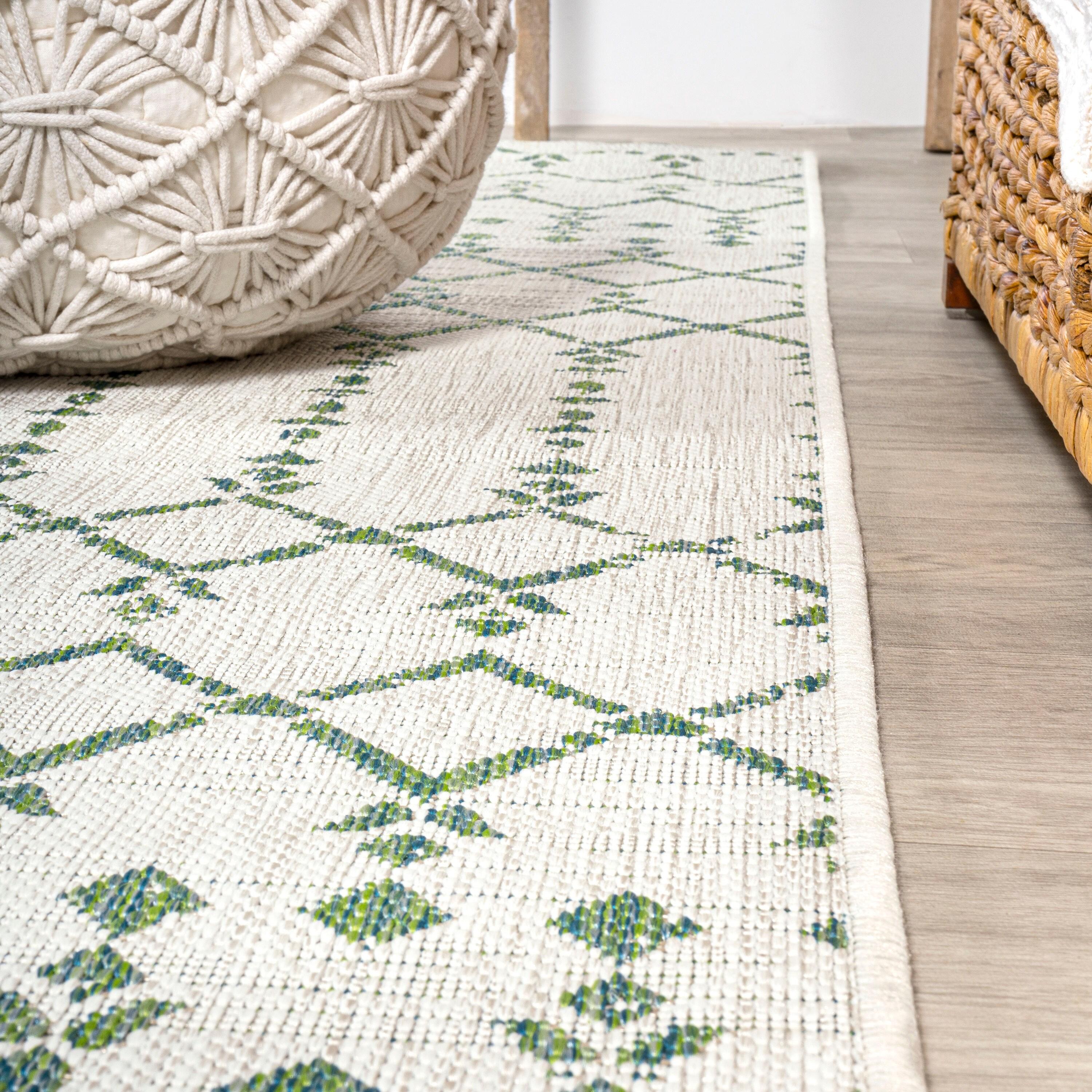 5' Round Ourika Moroccan Geometric Textured Weave Indoor/Outdoor Area Rug, Green/Ivory - JONATHAN Y