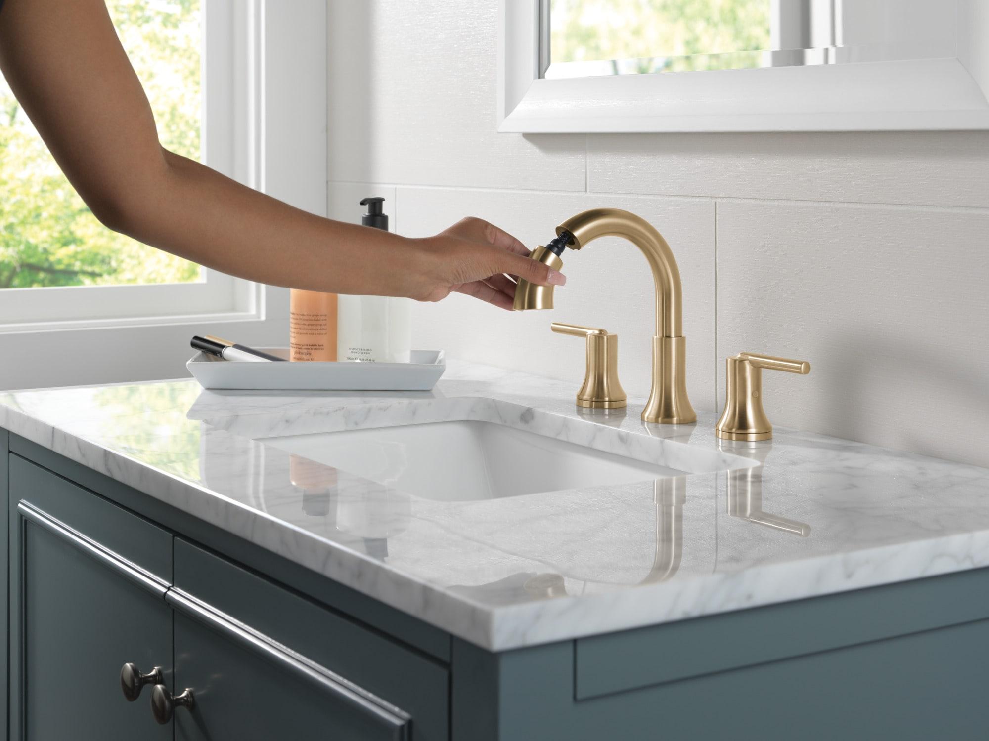 Trinsic Widespread Bathroom Faucet 3 Hole, 2-handle Bathroom Sink Faucet with Drain Assembly