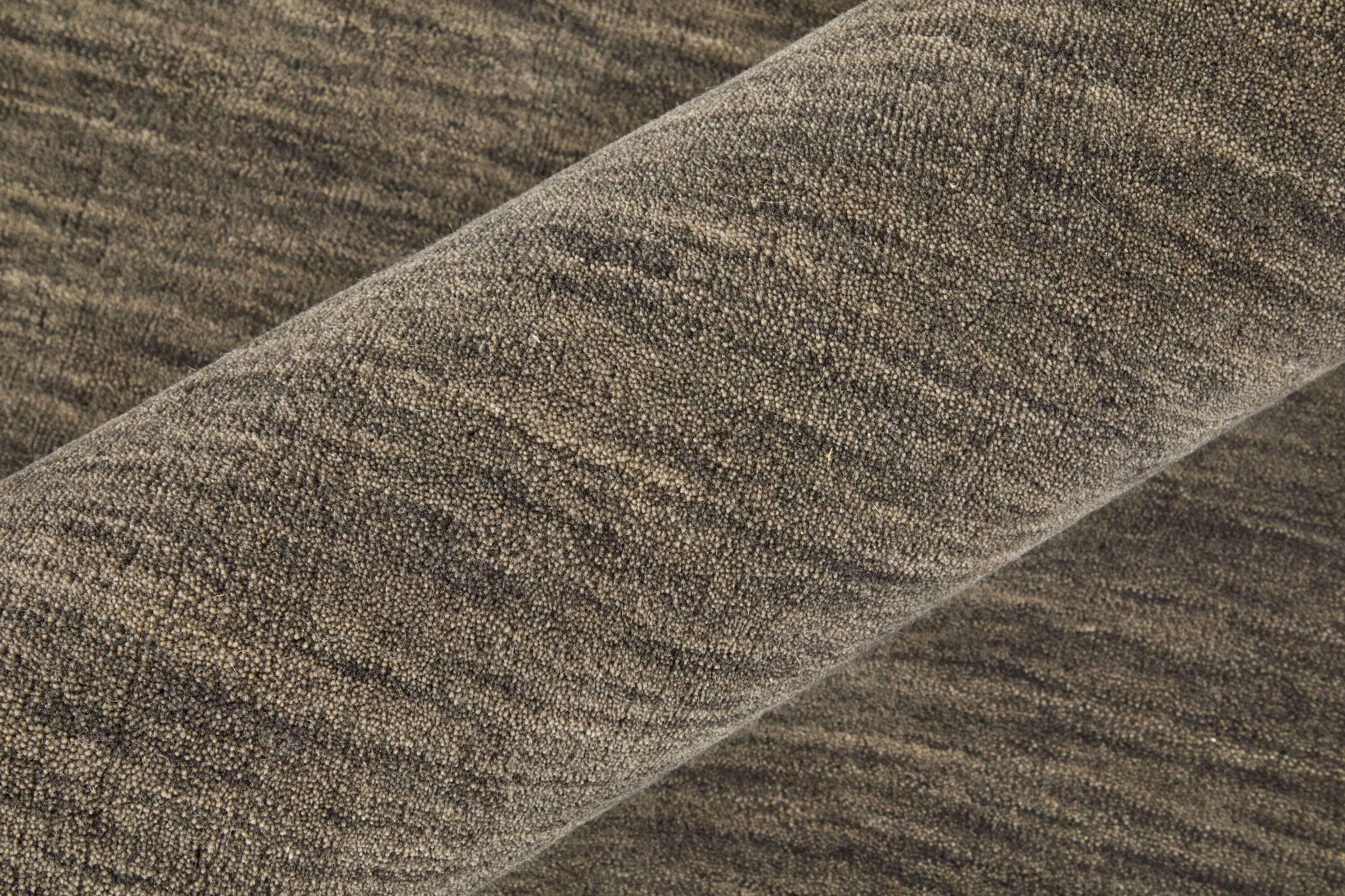 Handmade Tufted Wool Charcoal Area Rug