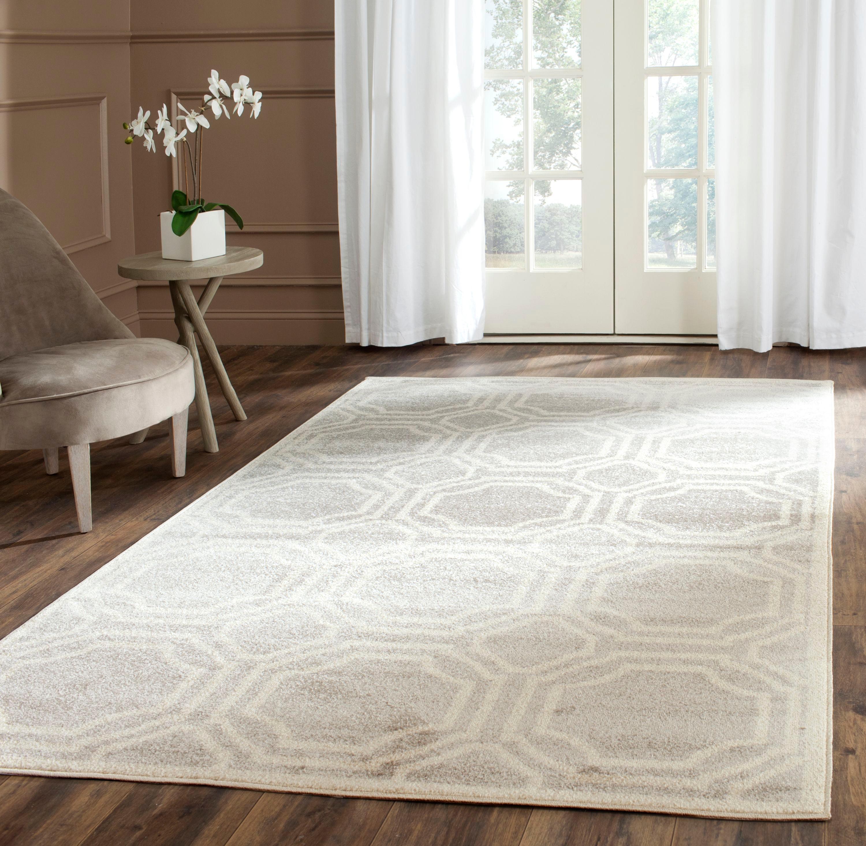 Amherst AMT411 Power Loomed Area Rug - Light Grey/Ivory - 5'3"x8' - Safavieh.