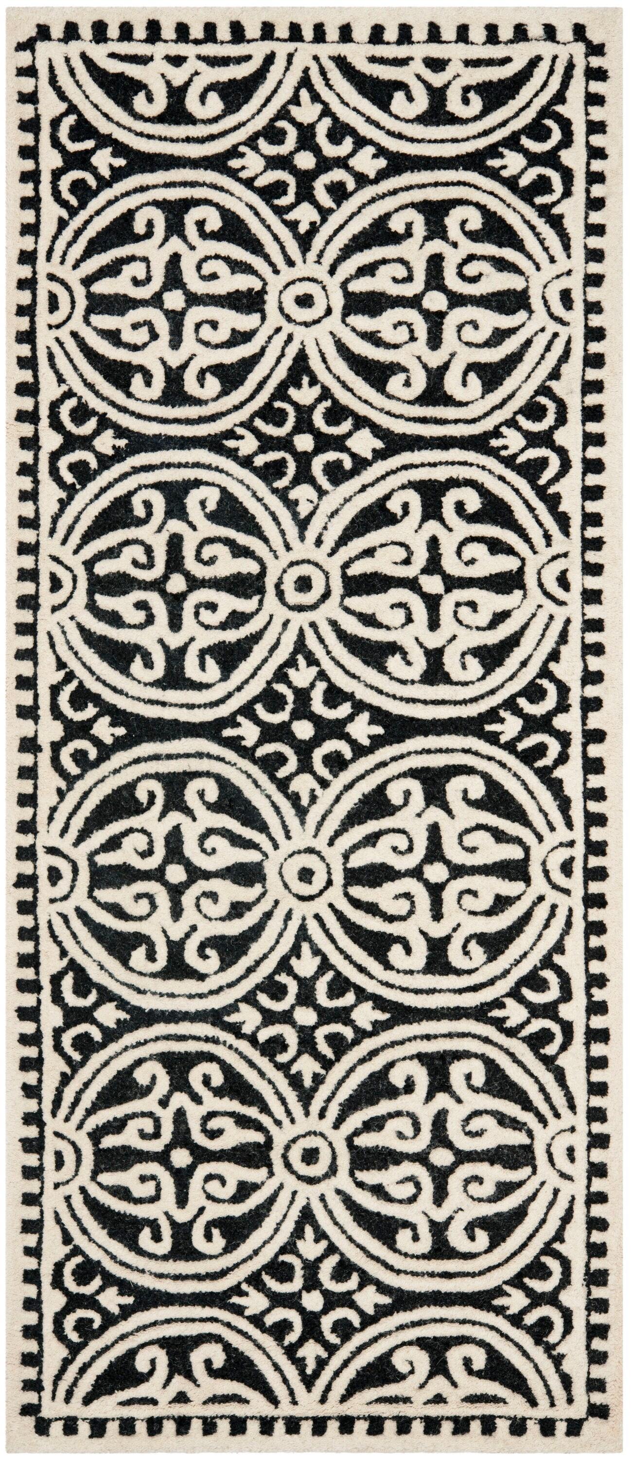 SAFAVIEH Cambridge Leslie Geometric Wool Runner Rug, Black/Ivory, 2'6" x 6'