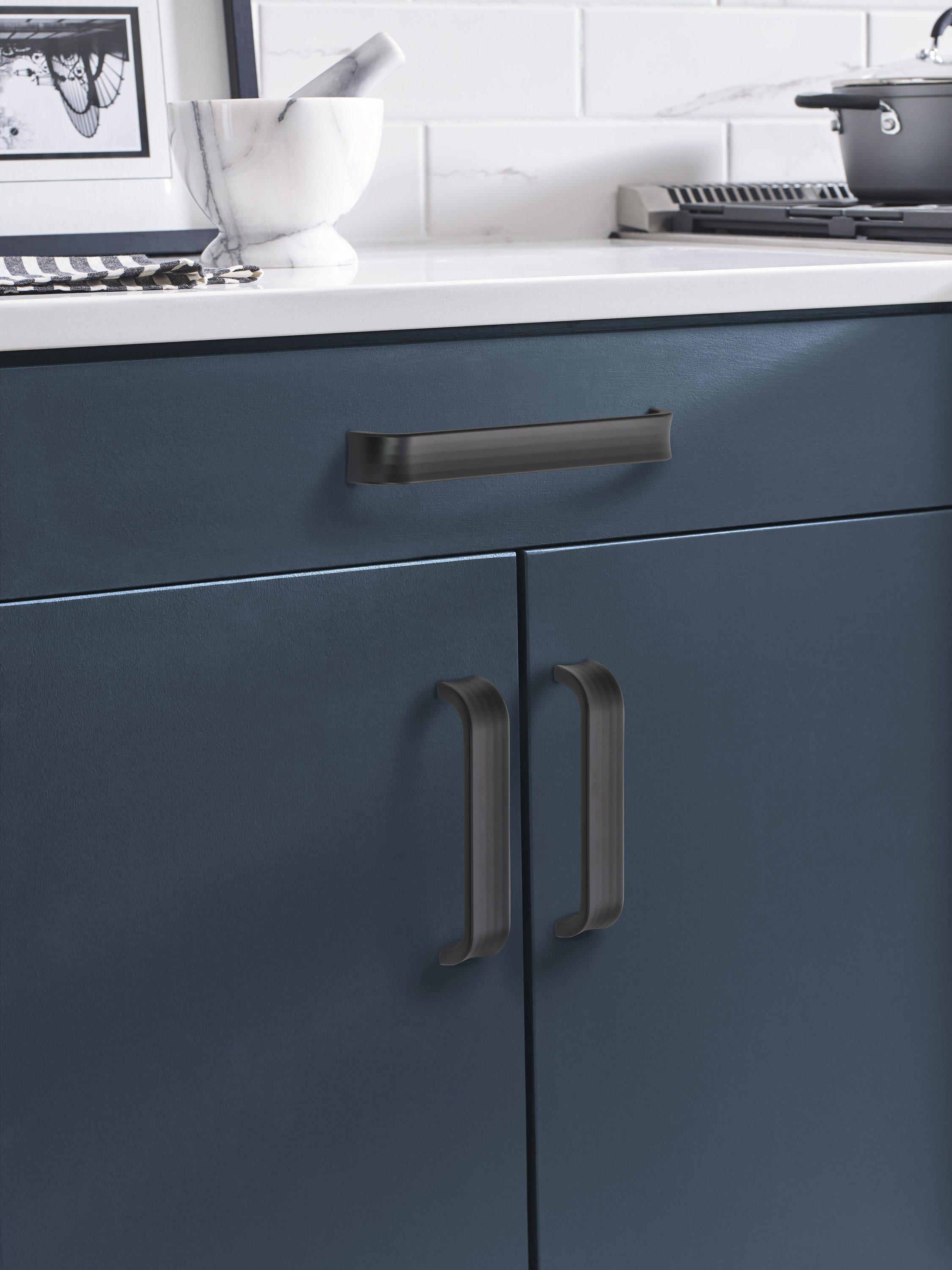 Matte Black Modern Finger Cabinet Pull with Mounting Hardware