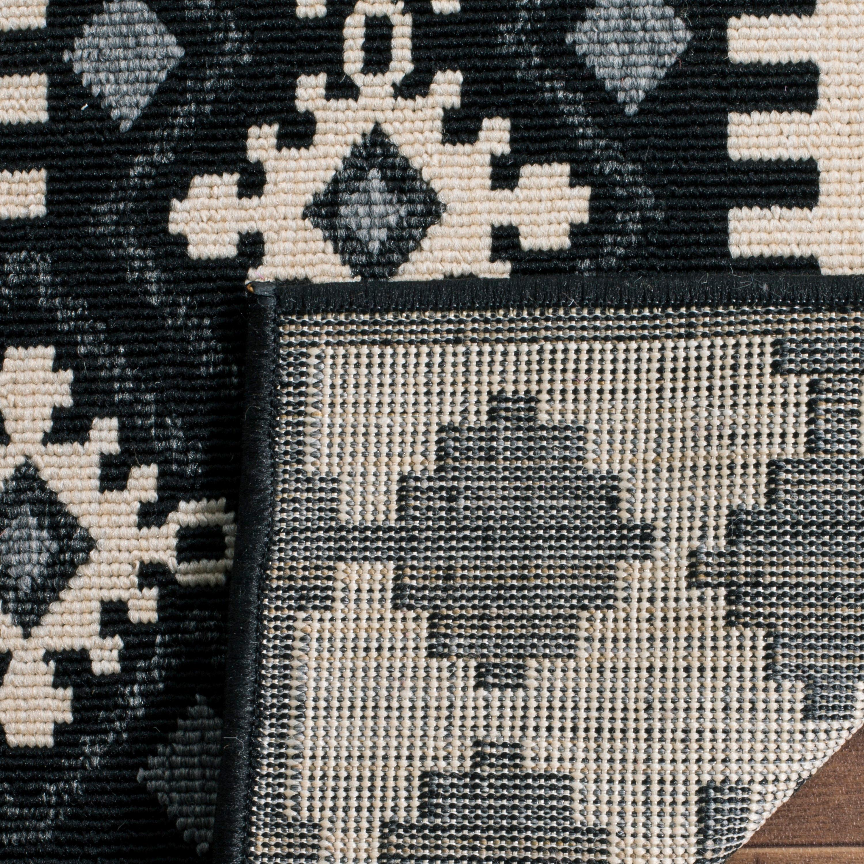 Veranda VER099 Power Loomed Indoor/Outdoor Runner Rug - Black/Creme - 2'3"x12' - Safavieh.