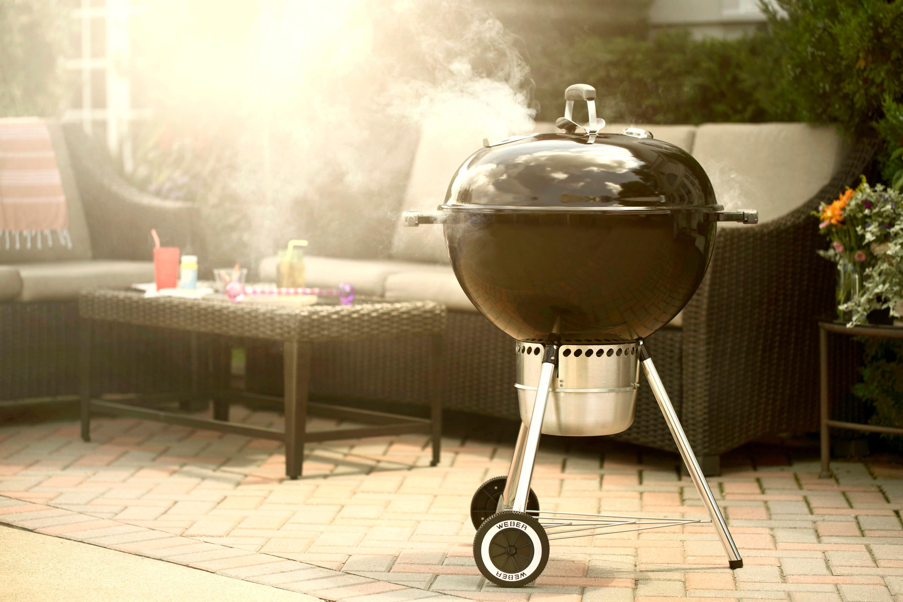 Weber Original Kettle Premium 22-Inch Charcoal Grill - Black - 14401001
