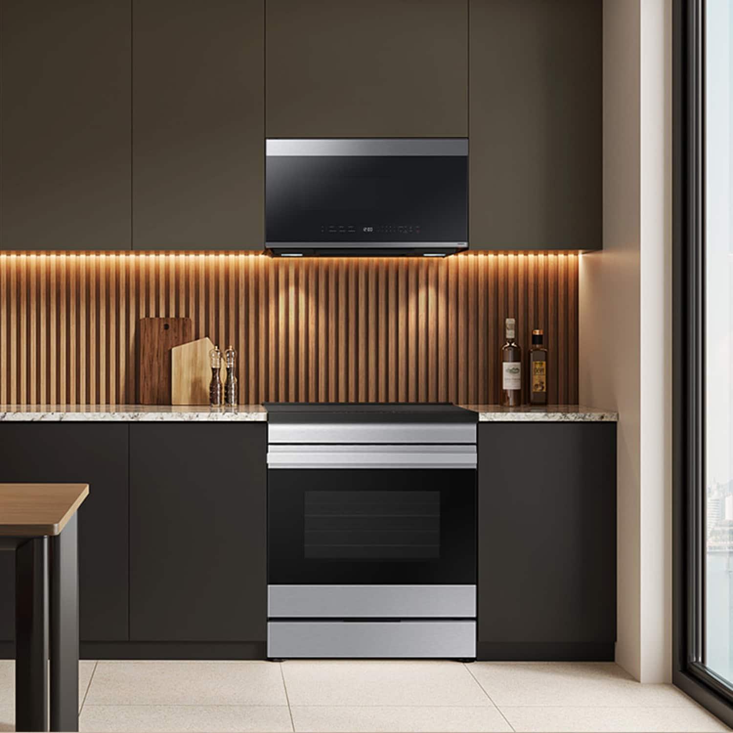 Samsung Bespoke Smart Slide-In Induction Range 6.3 cu. ft. with Ambient Edge Lighting