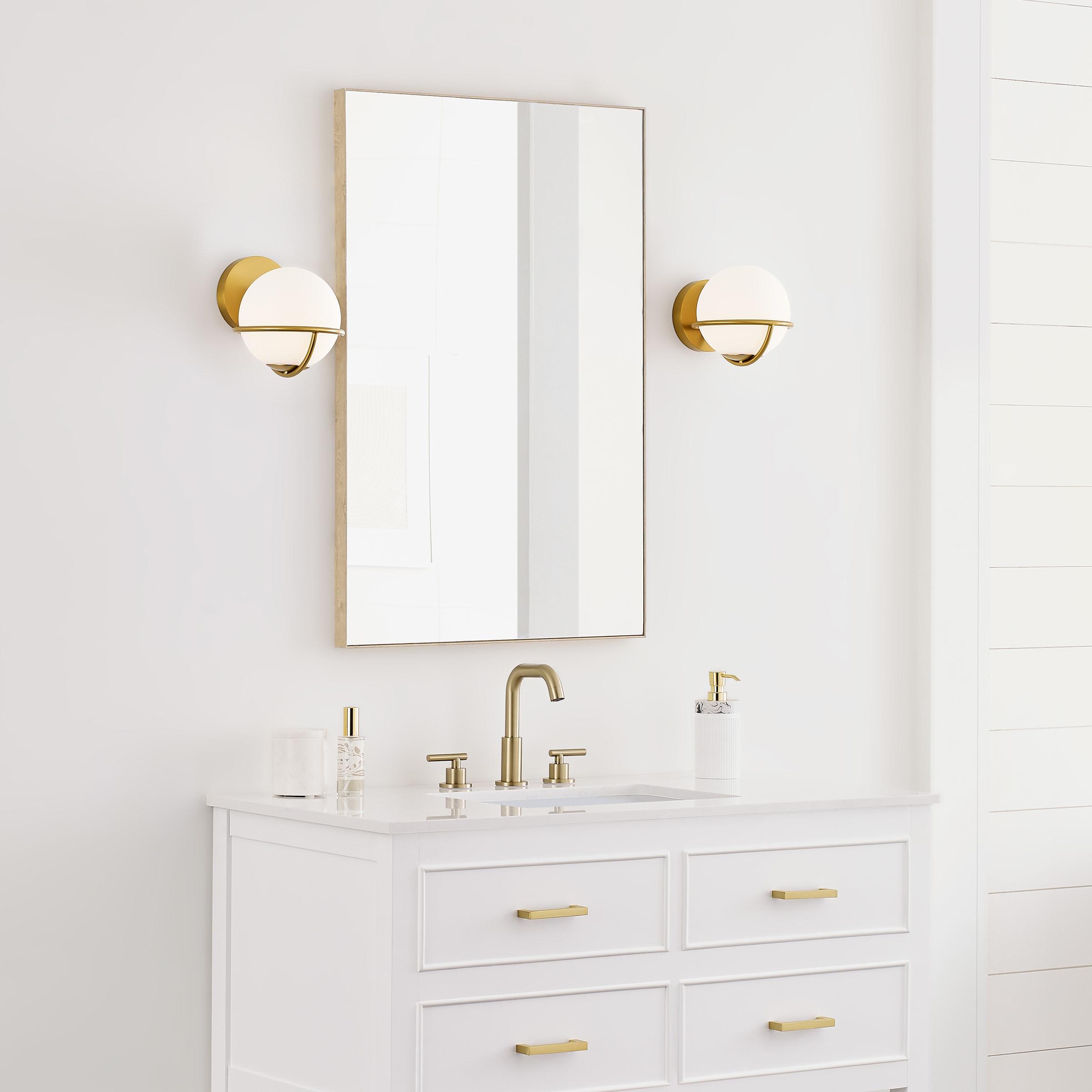 Apollo 1 - Light Armed Sconce