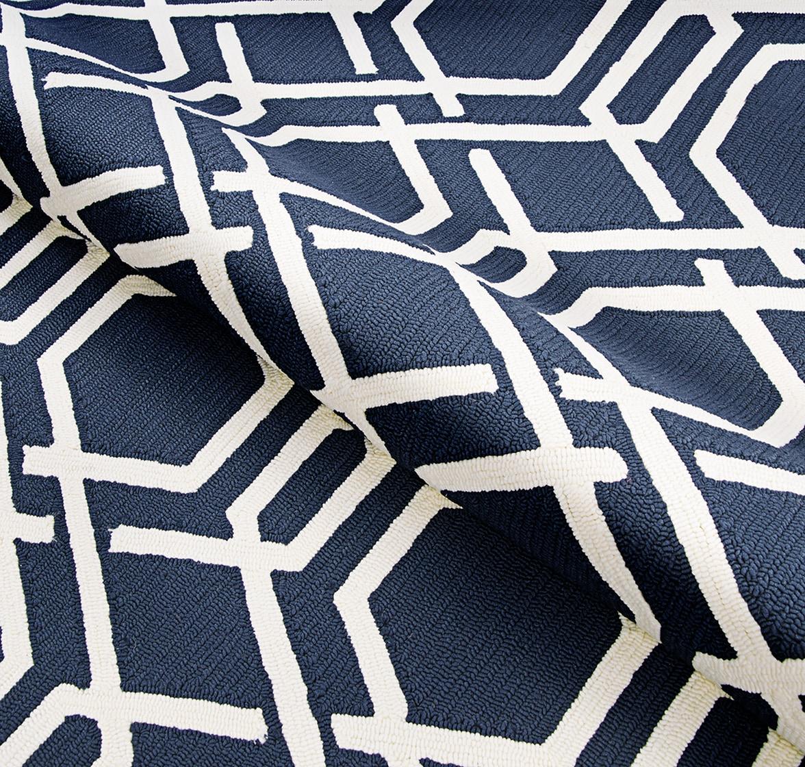 Couristan Covington Ariatta Indoor/Outdoor Area Rug, 3'6" x 5'6", Navy