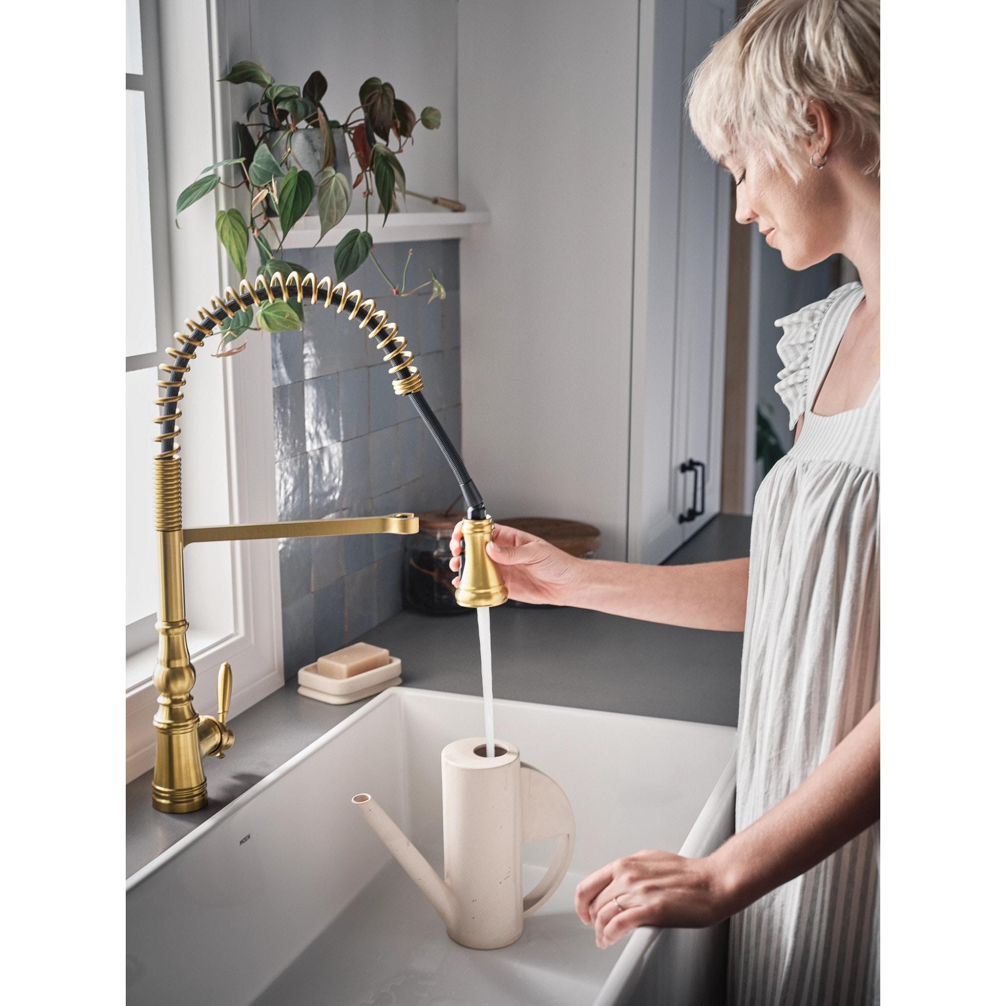Moen Weymouth Pre-Rinse Spring Pull-Down Single Handle Kitchen Faucet