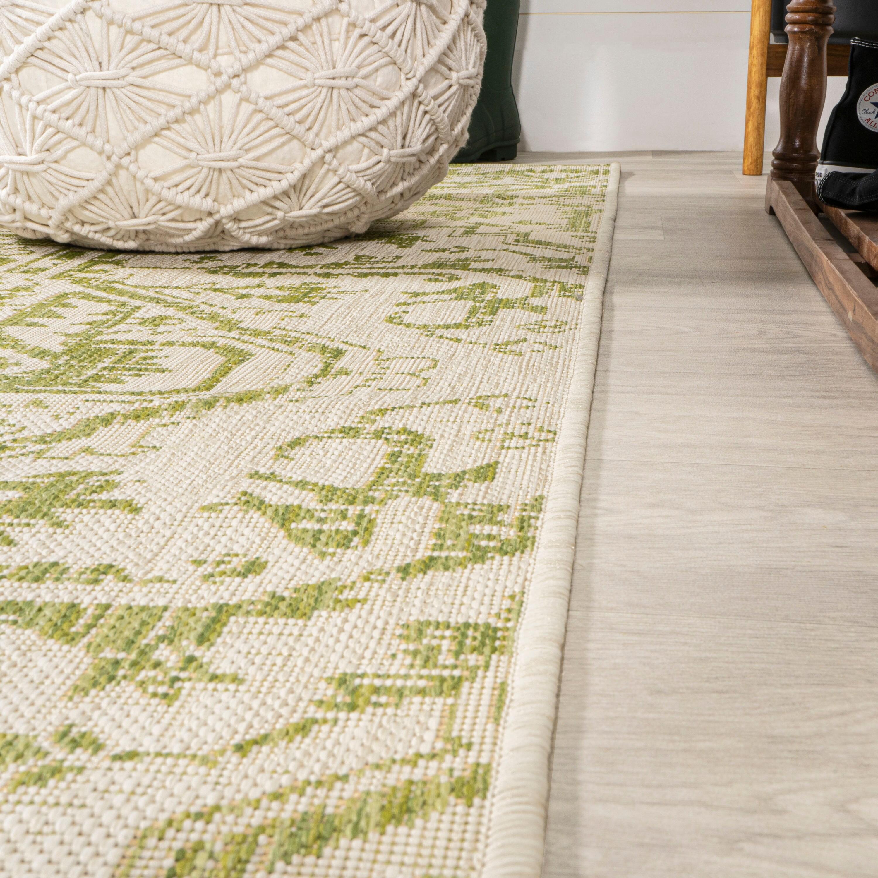 3' x 5' Estrella Bohemian Styled Medallion Textured Weave Indoor/Outdoor Area Rug, Cream/Green - JONATHAN Y