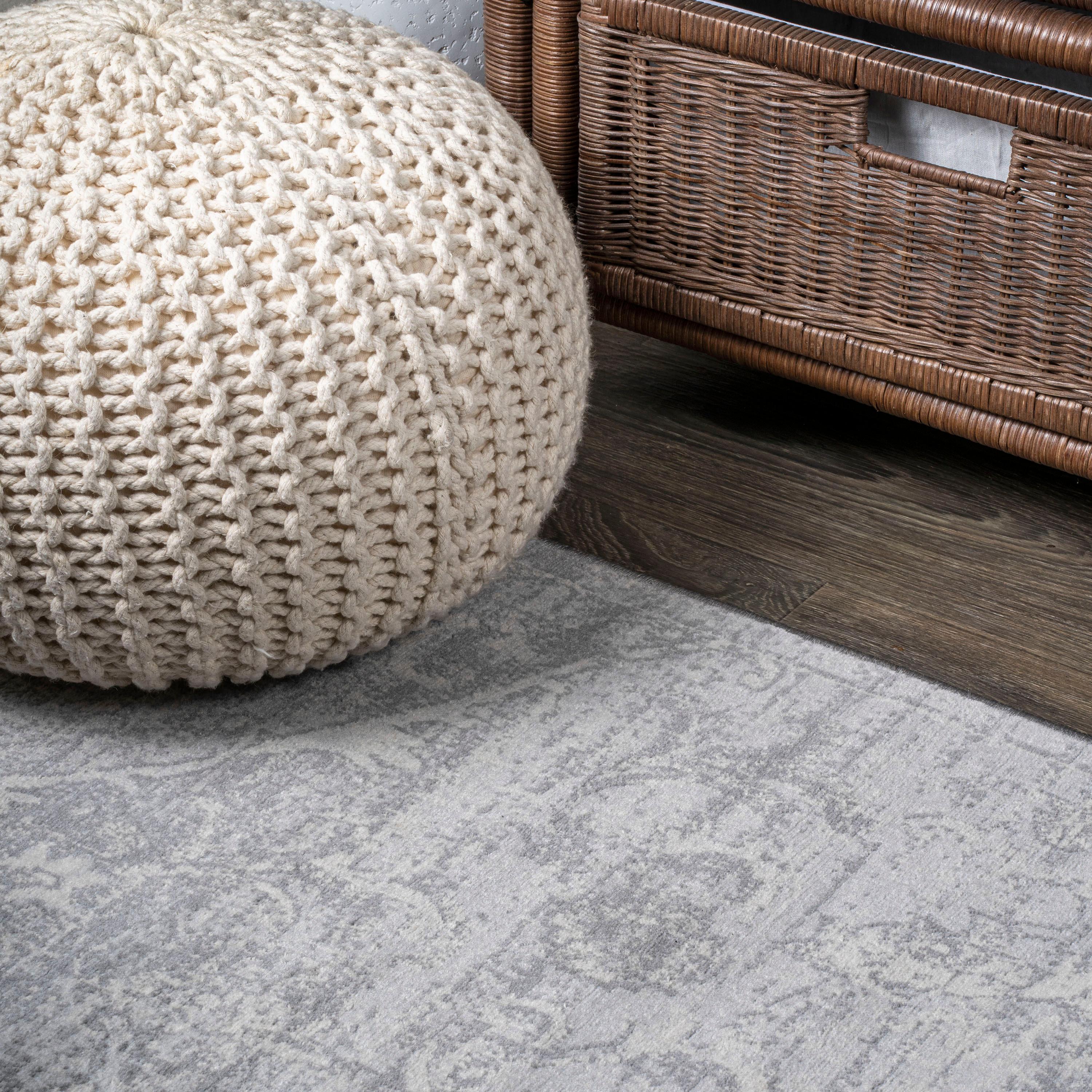 4' X 6' Modern Persian Vintage Medallion Area Rug, Gray - JONATHAN Y
