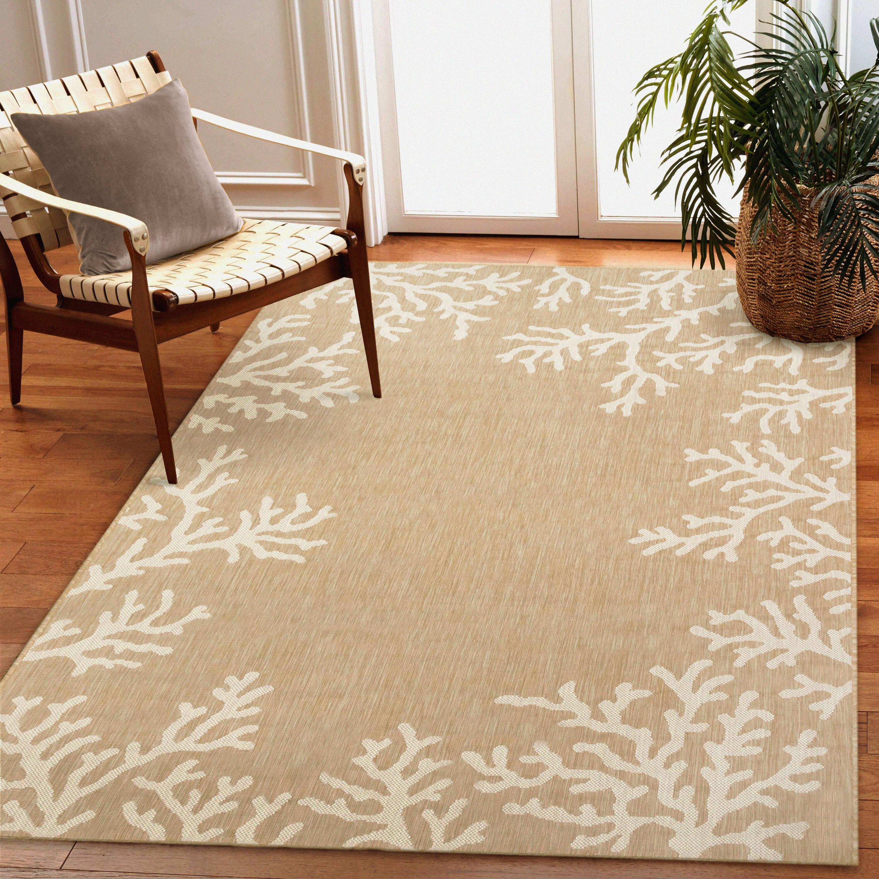 Liora Manne Carmel Coral Border Indoor/Outdoor Rug Sand 7'10" x 9'10"