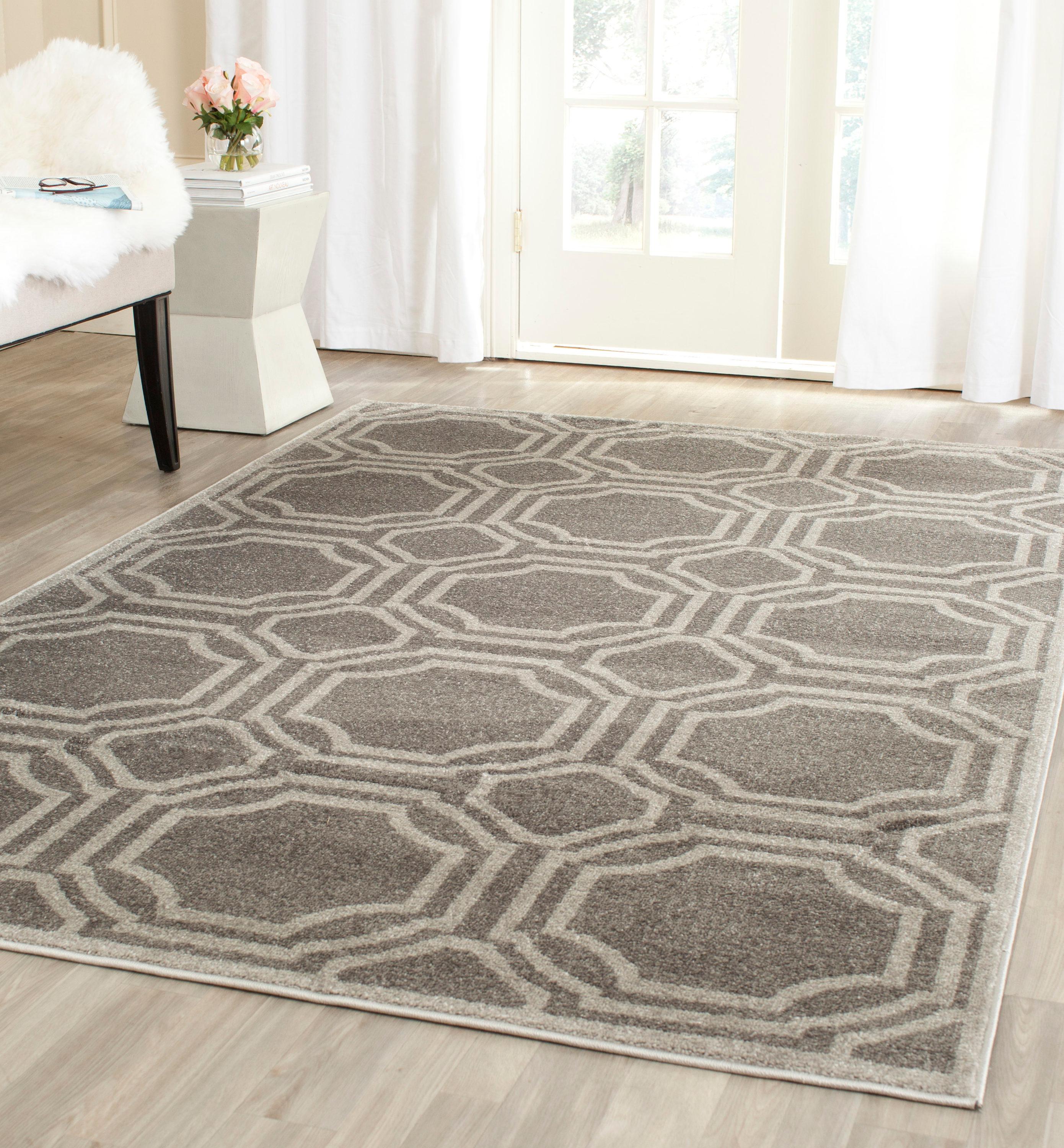 Amherst AMT411 Power Loomed Area Rug - Grey/Light Grey - 7'x7' - Safavieh.