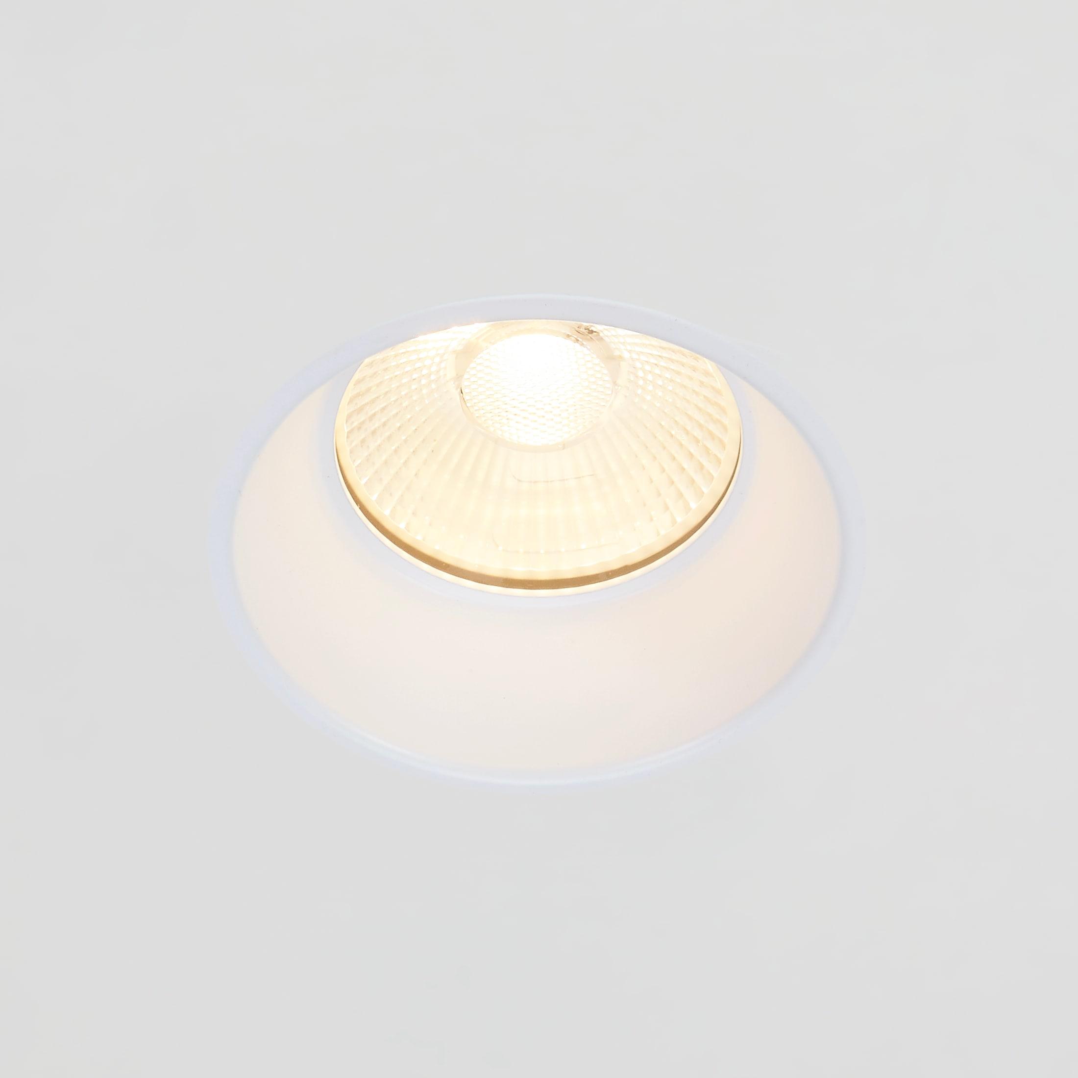 Maxxima 4 in. Trimless Ultra-Thin Recessed Anti-Glare LED Downlight Canless IC Rated 1000 Lumens 5 Color Temperature Selectable 2700K/3000K/3500K/4000K/5000K Dimmable 90 CRI 5 CCT Slim J-Box Included