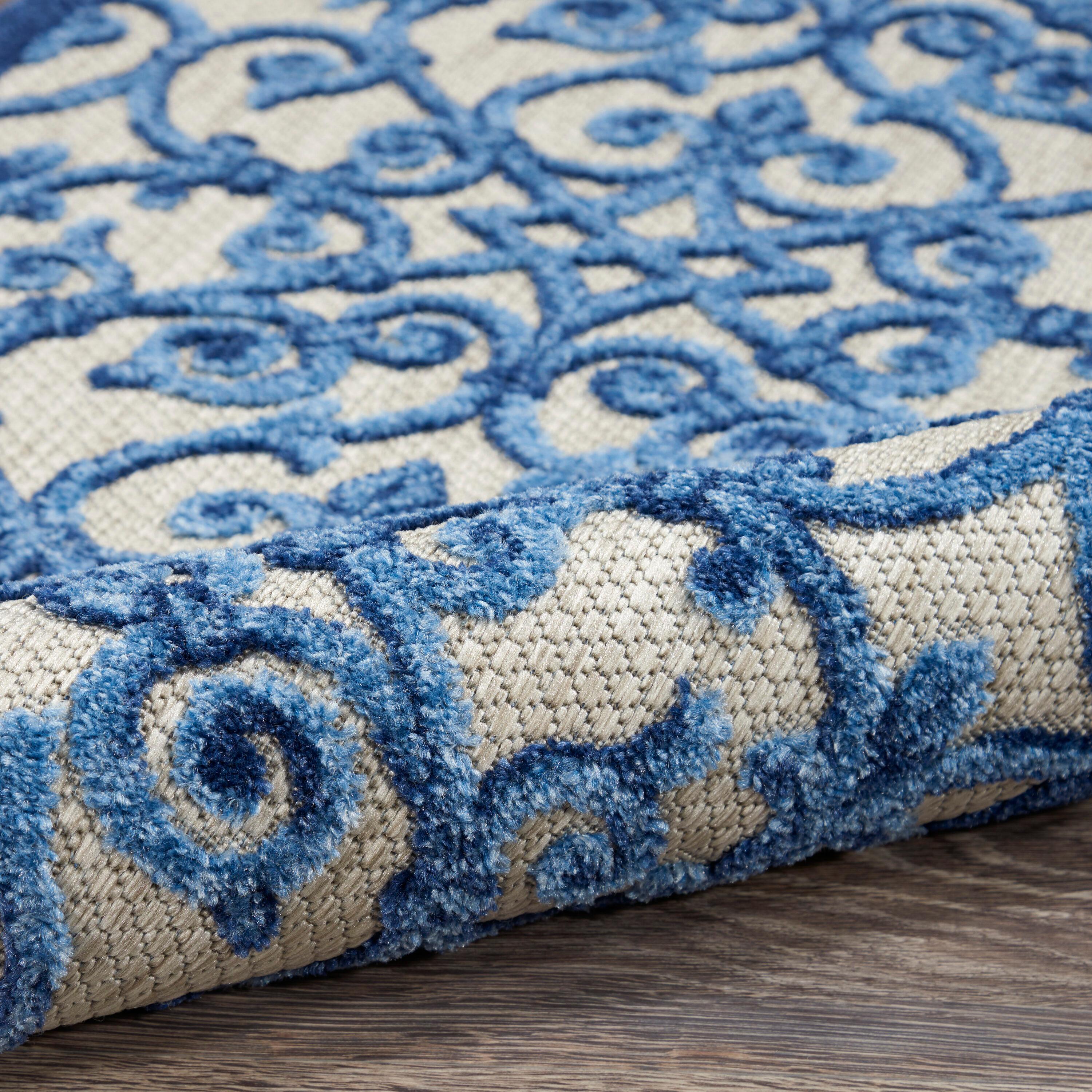 Lark Manor™ Rectangle Isalia 3'6" x 5'6" Area Rug in Blue/Gray