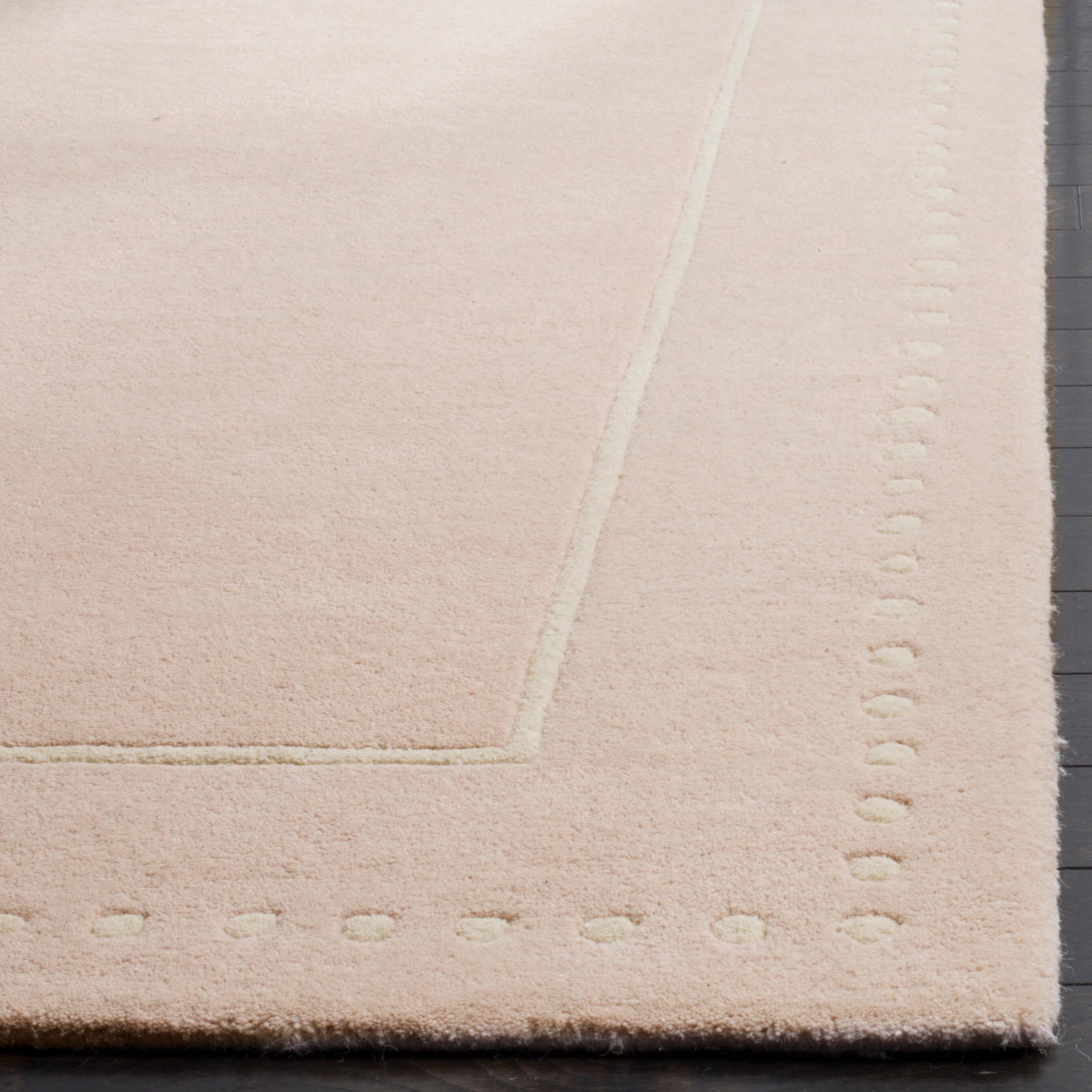 Bella BEL151 Hand Tufted Accent Rug - Light Pink/Ivory - 2'6"x4' - Safavieh.