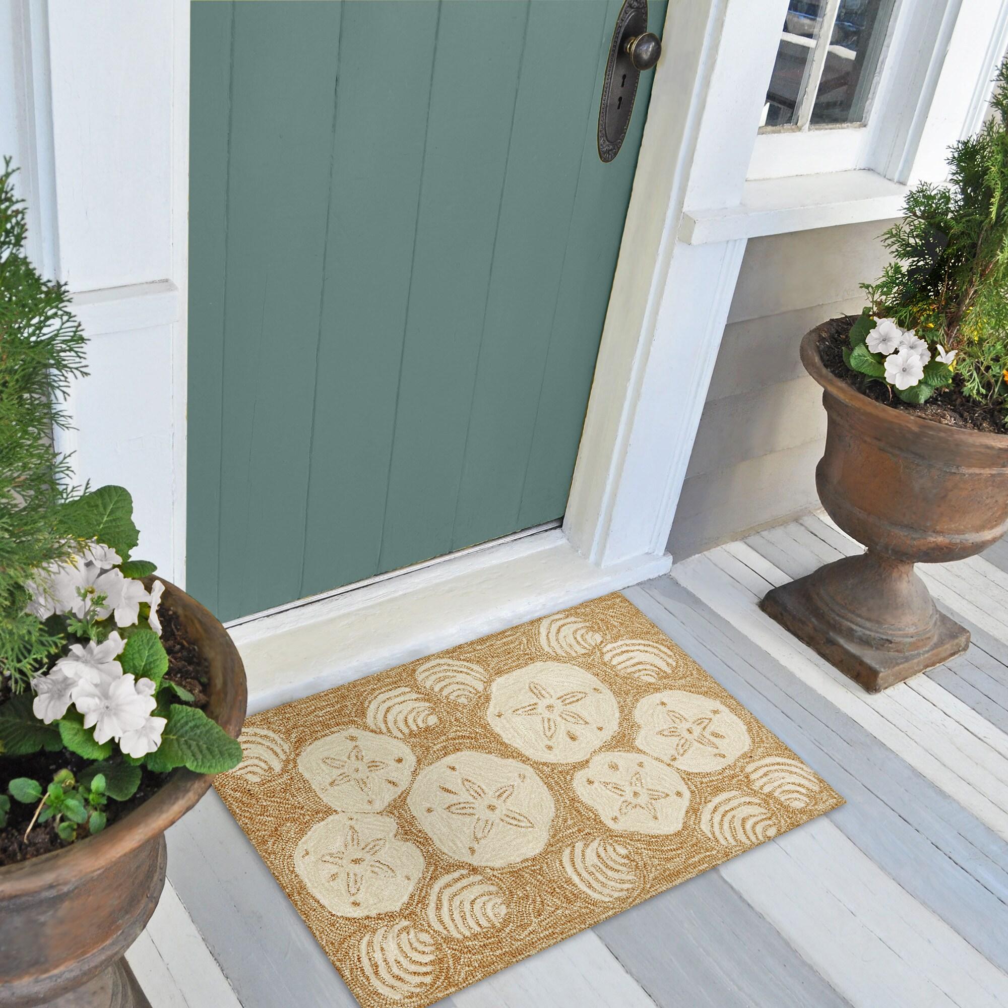 Liora Manne Frontporch Shell Toss Indoor/Outdoor Rug Natural 1'8" x 2'6"