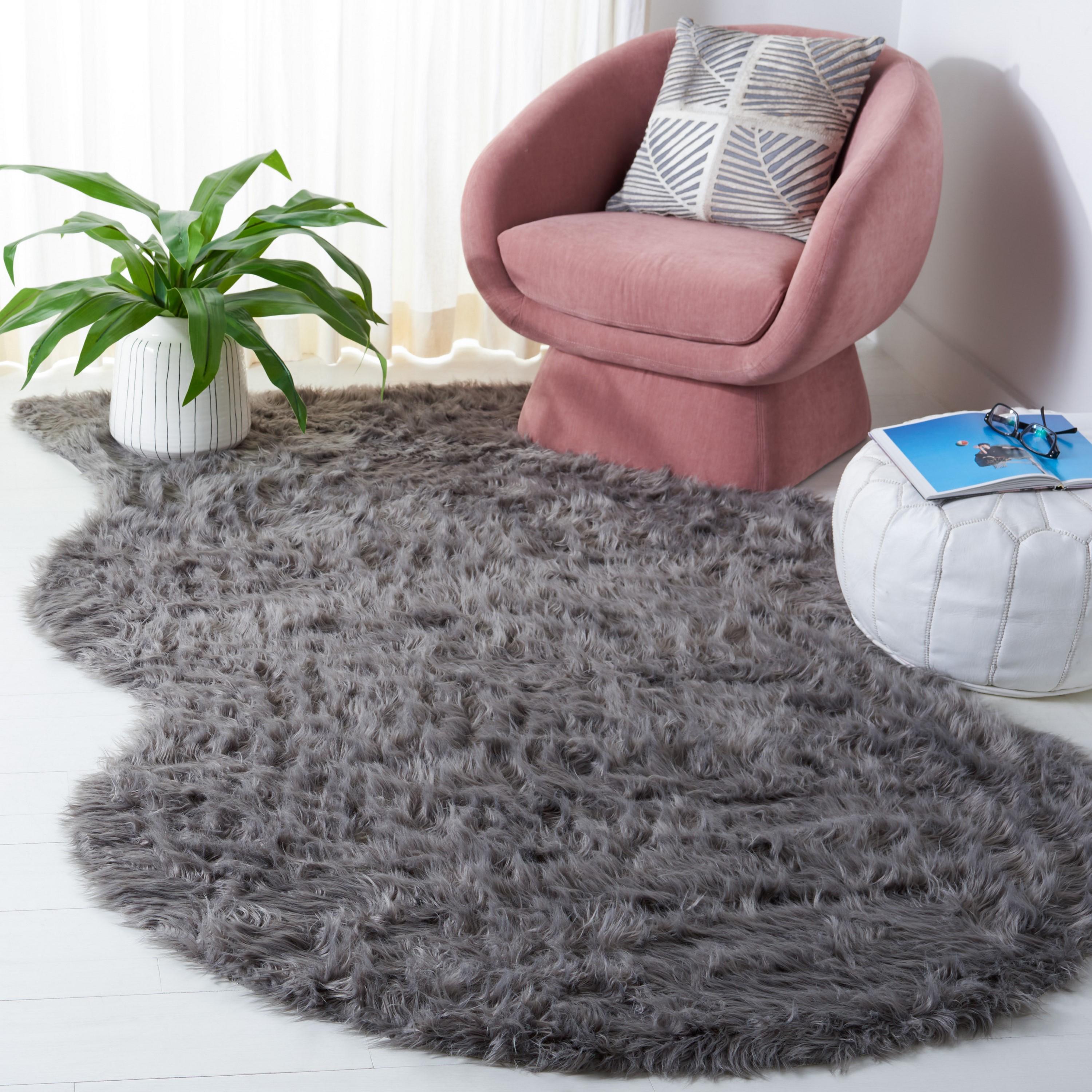 Faux Sheep Skin FSS115 Power Loomed Area Rug - Grey - 3'x5' - Safavieh.