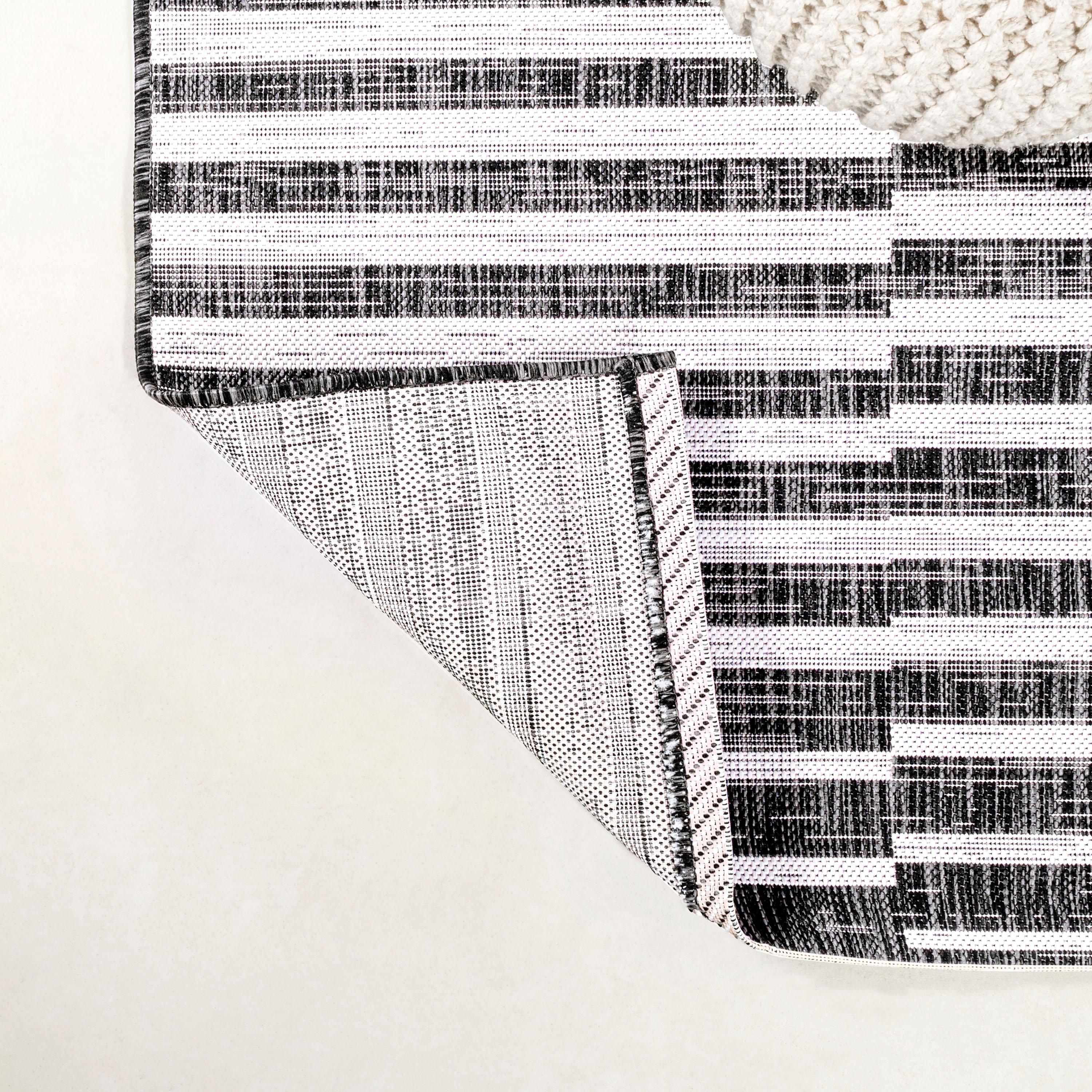 8'x10' Sukie Modern Offset Stripe Indoor/Outdoor Area Rug, Black/Ivory - JONATHAN Y