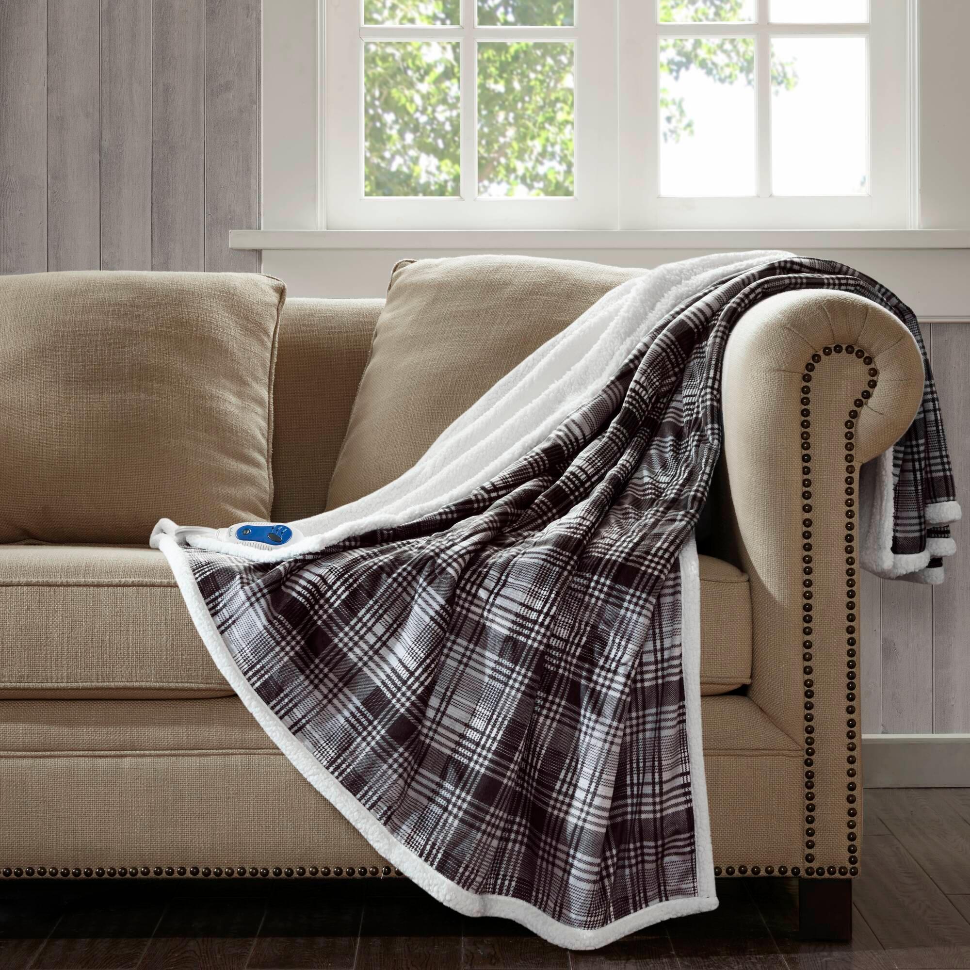 Woolrich Woolrich Tasha Oversized Mink to Berber Heated Throw