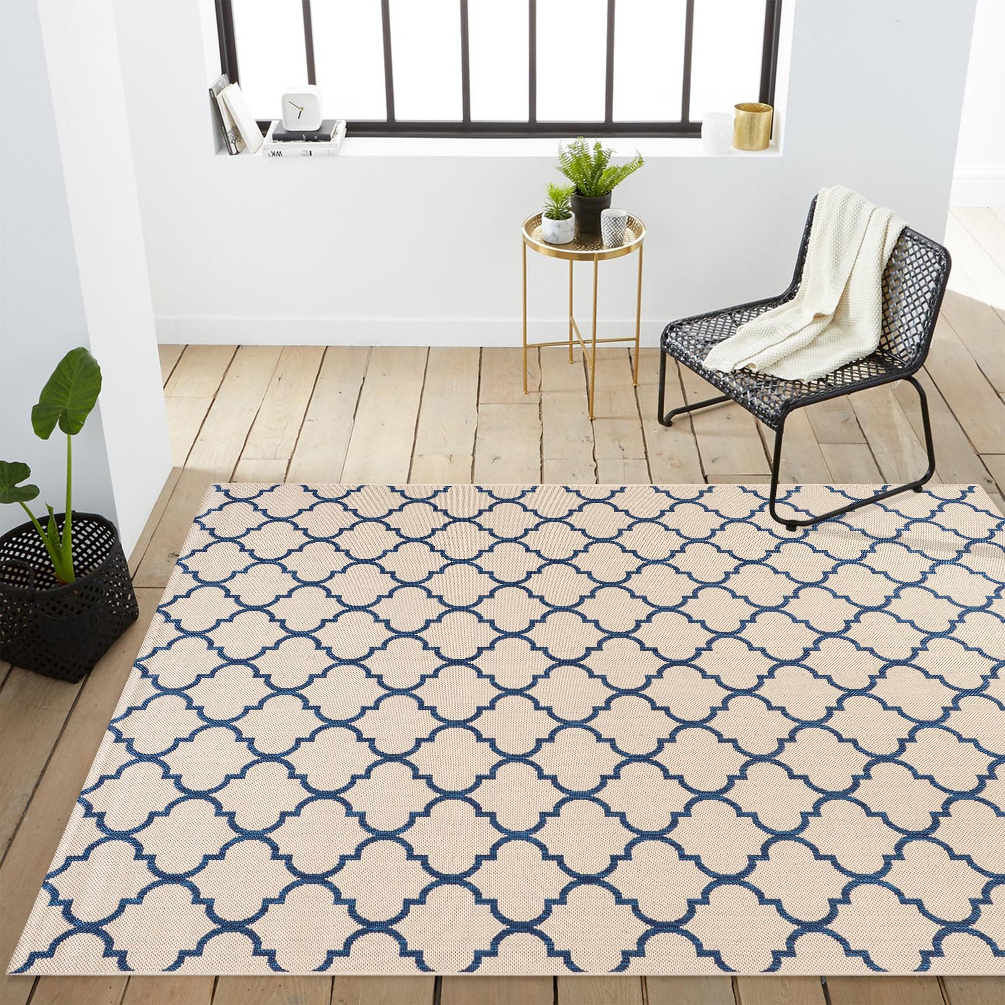 JONATHAN Y SMB122A-3 Arabesque Ogee Trellis Beige/Navy 3 ft. x 5 ft. Indoor/Outdoor Area Rug, Bohemian Casual, Pet Friendly, Stain Resistant, Easy to Clean, for Patio, Living Room; Kitchen, Bedroom