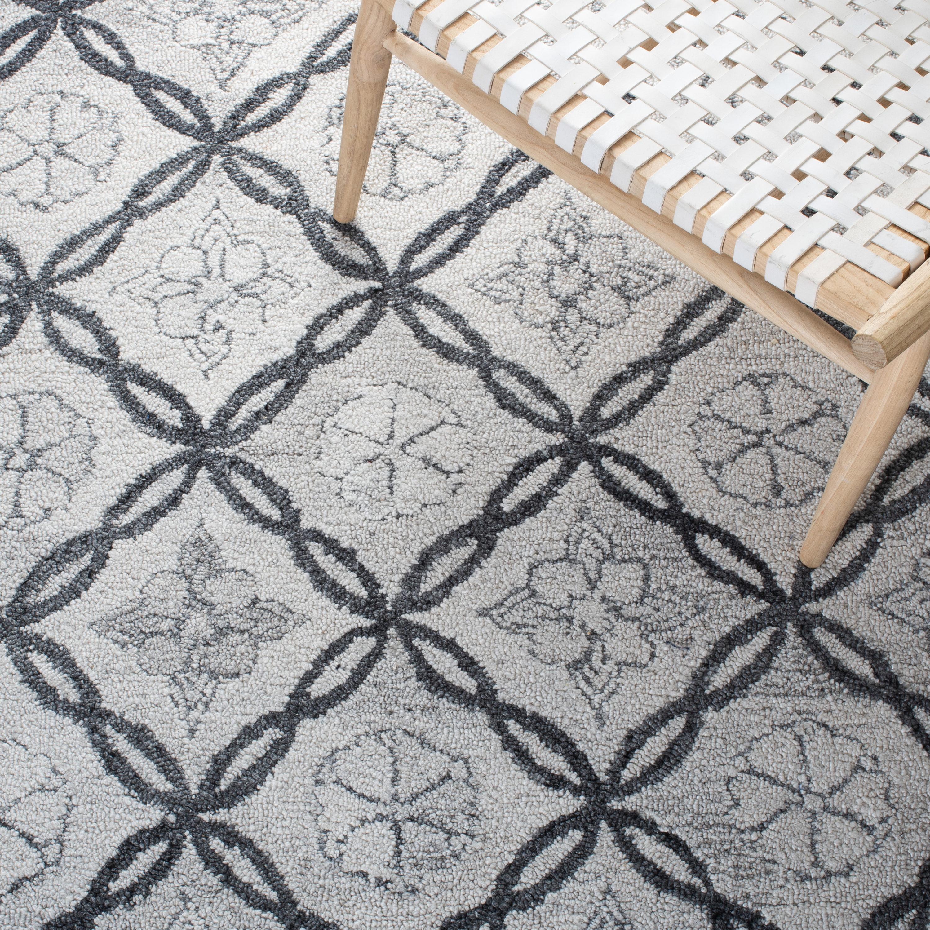 Marquee MRQ118 Hand Tufted Indoor Area Rug - Ivory/Grey - 6'x6' - Safavieh