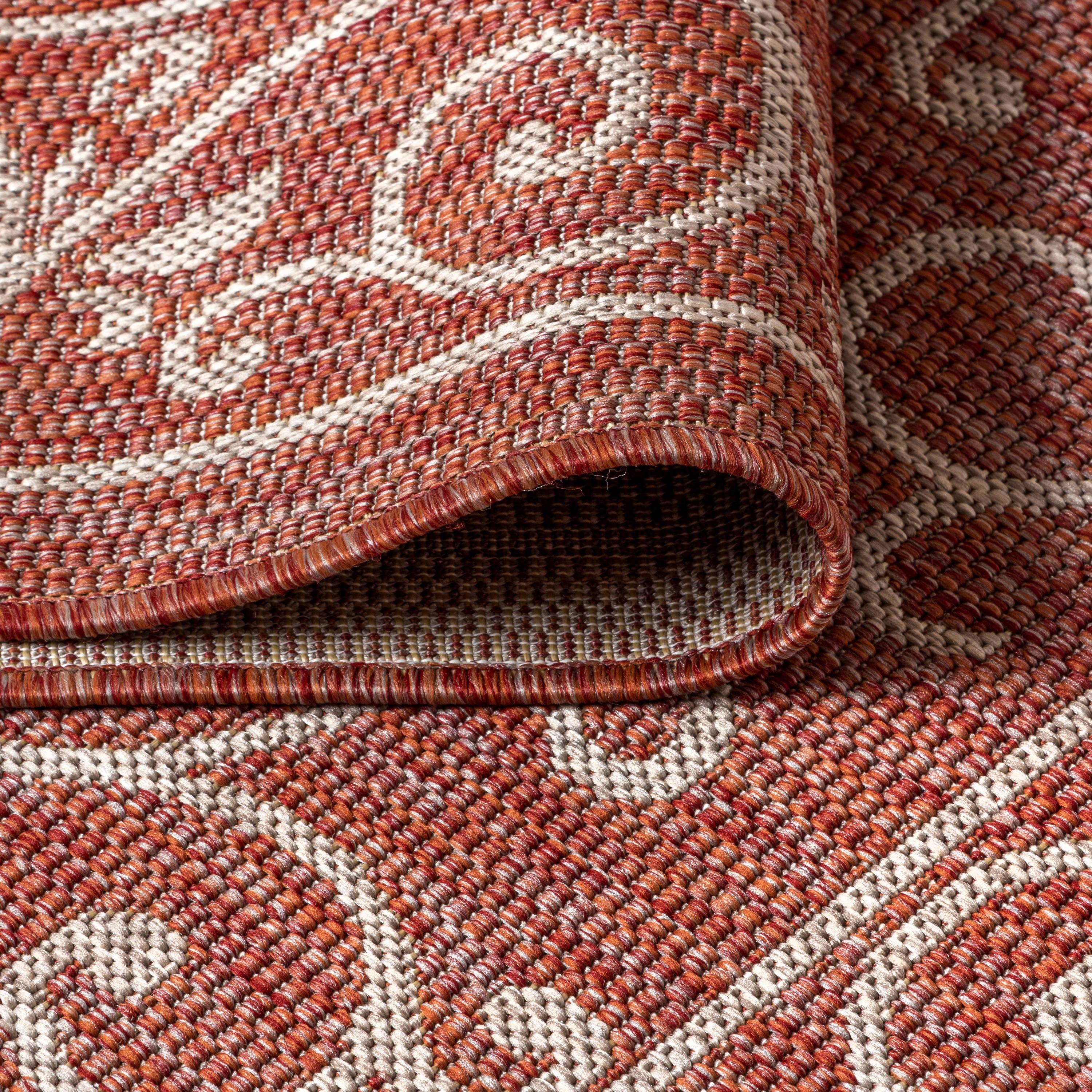 5' Round Charleston Vintage Filigree Textured Weave Indoor/Outdoor Area Rug, Red/Beige - JONATHAN Y