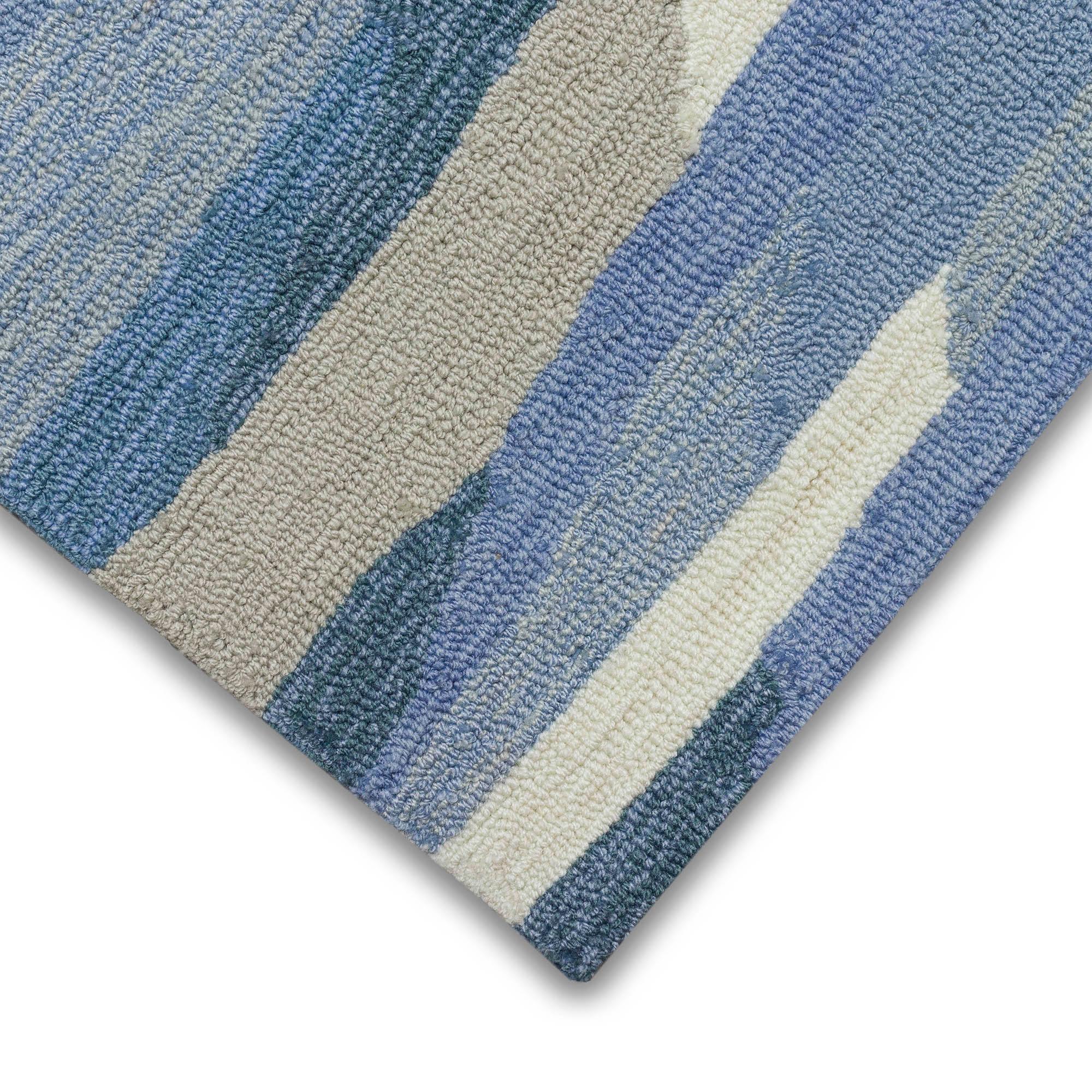 Liora Manne Calais Solid Indoor/Outdoor Rug Navy 5' x 7'6"