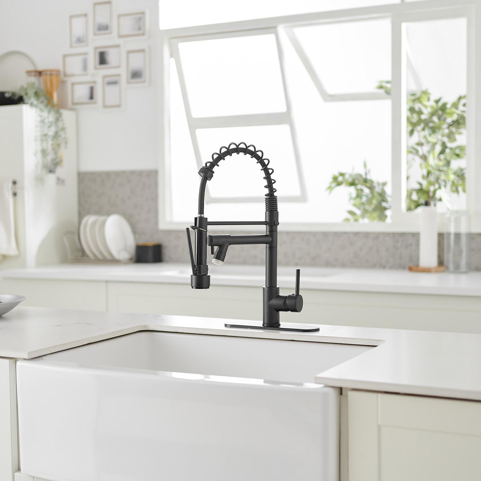 Single Handle Pull-Down Sprayer Kitchen Faucet With LED Light & Deck Plate