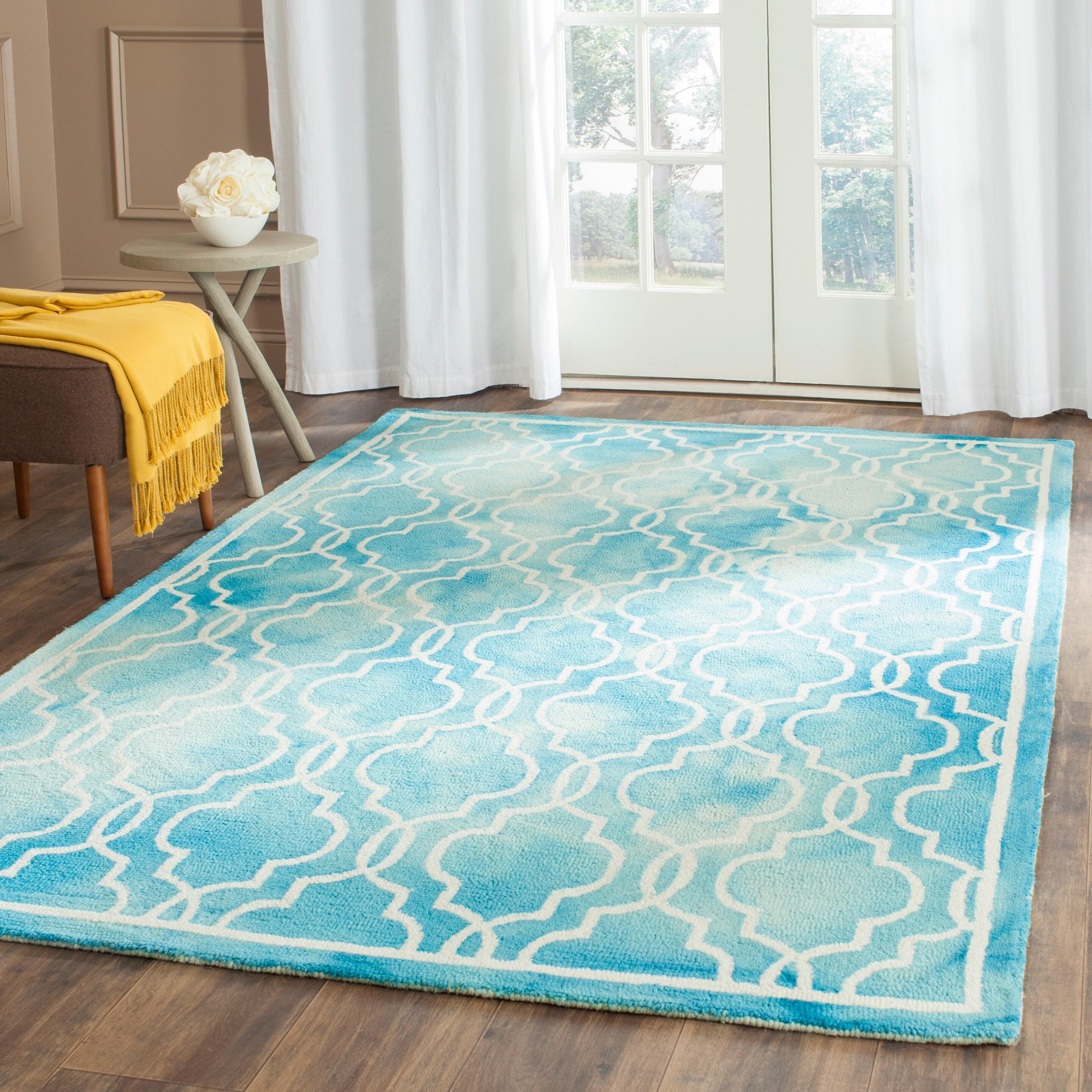 Dip Dye DDY539 Hand Tufted Indoor Accent Rug - Turquoise/Ivory - 2'6"x4' - Safavieh