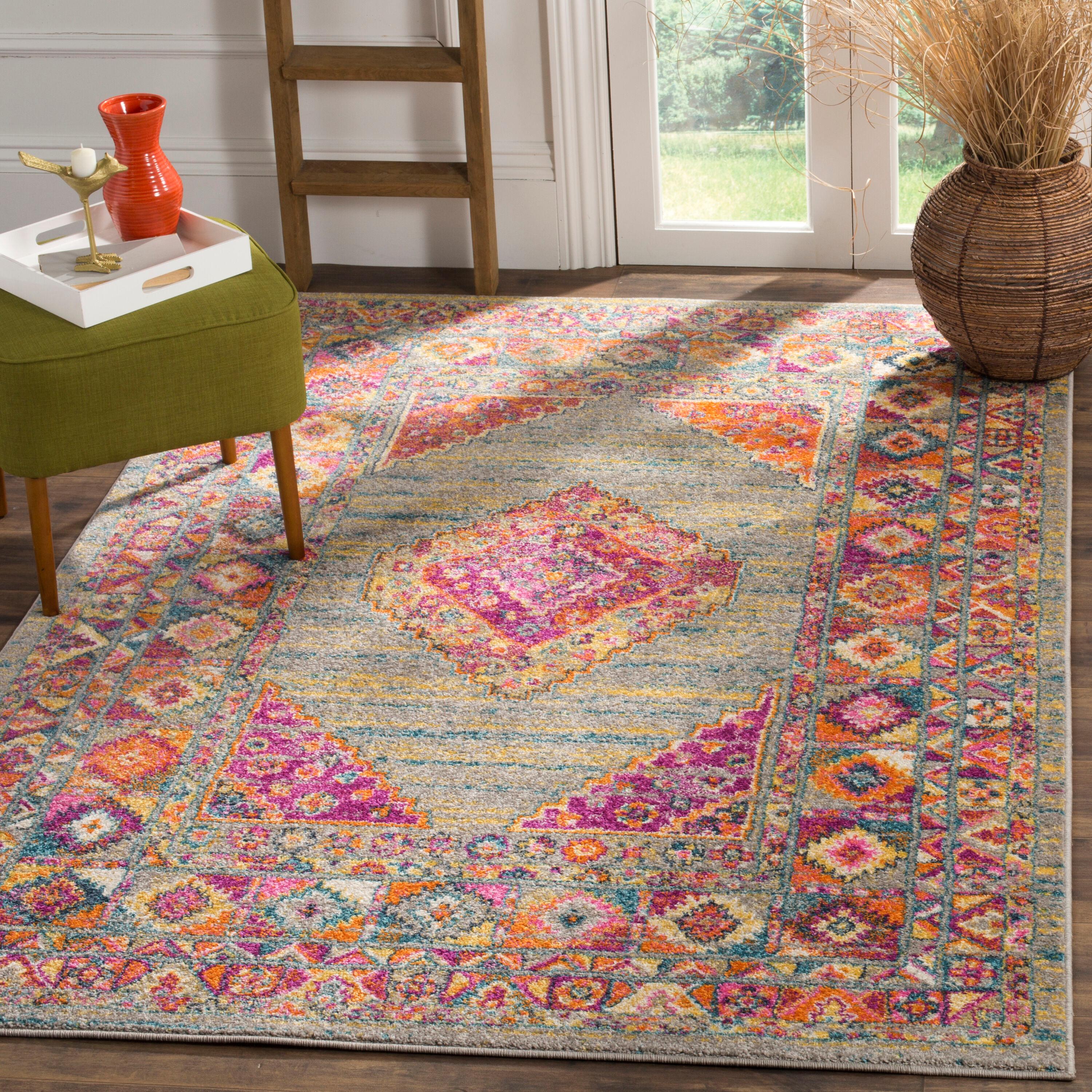 Madison MAD133 Power Loomed Indoor Area Rug - Light Grey/Fuchsia - 4'x6' - Safavieh