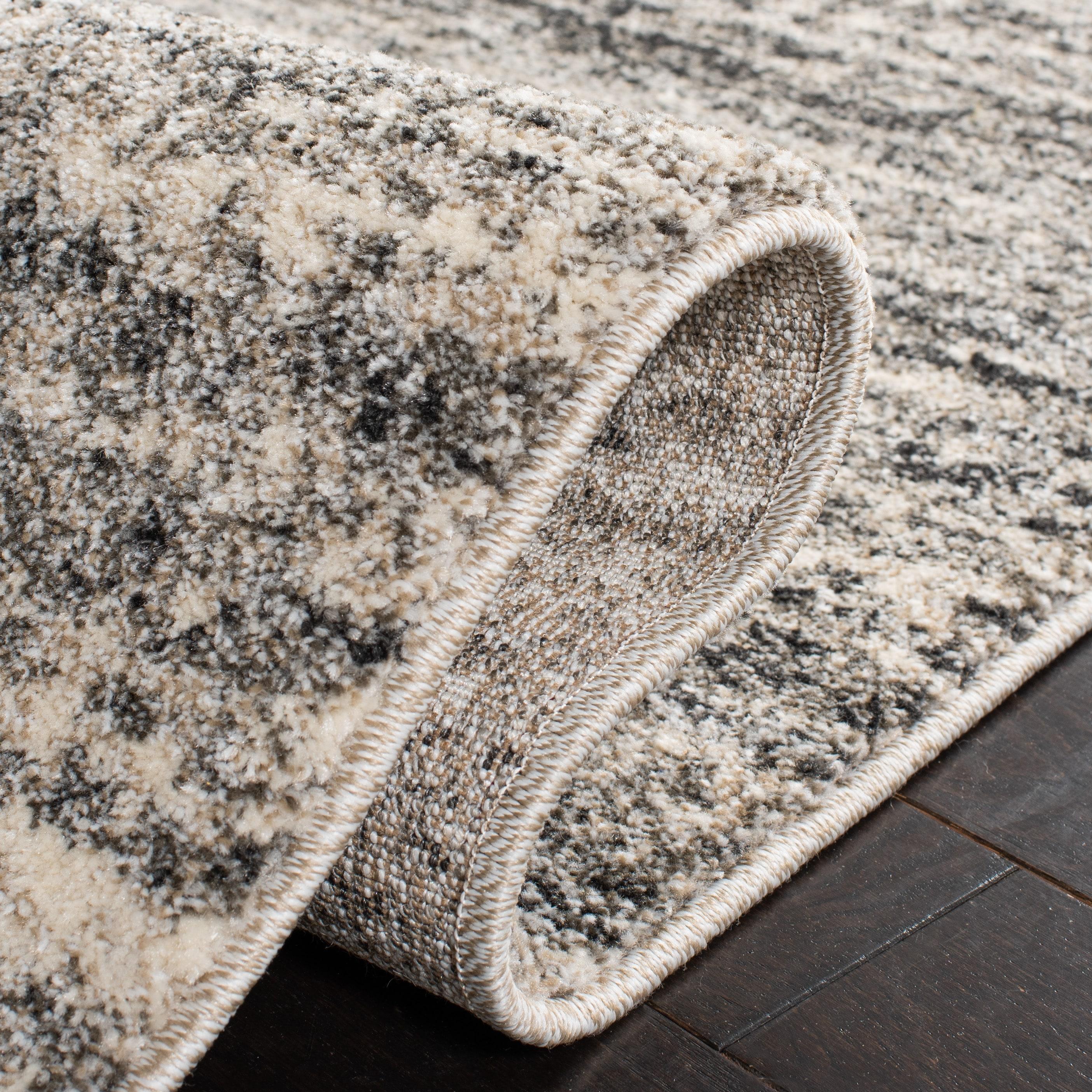 Retro RET2133 Power Loomed Indoor Accent Rug - 4'x6' - Ivory/Grey - Safavieh