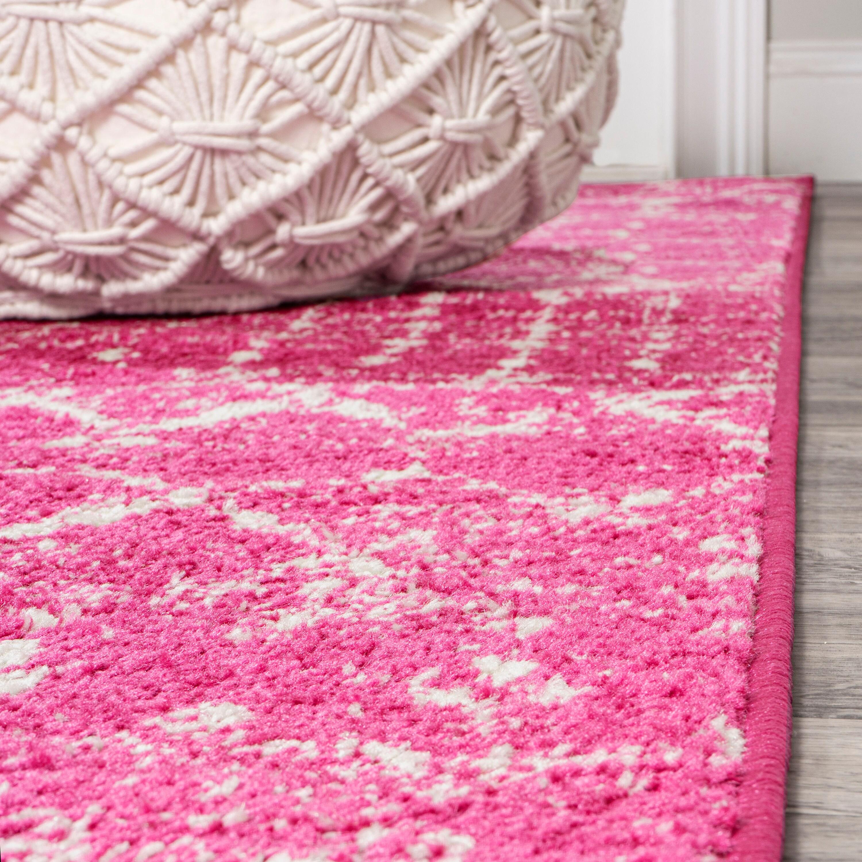 8' x 10' Moroccan HYPE Boho Vintage Diamond Area Rug, Fuchsia/Ivory - JONATHAN Y