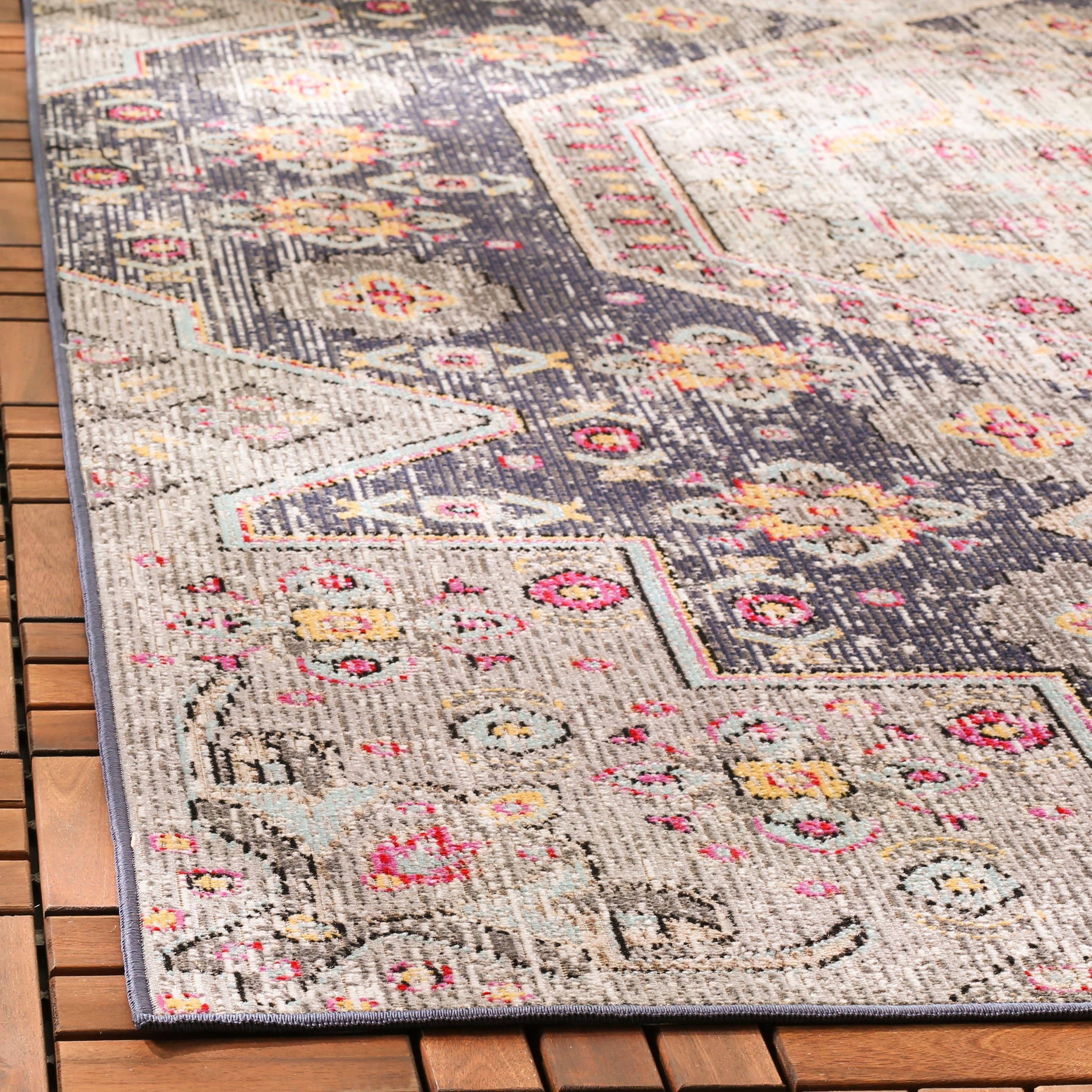 Montage MTG365 Power Loomed Indoor/Outdoor Area Rug - Black/Multi - 5'1"x7'6" - Safavieh