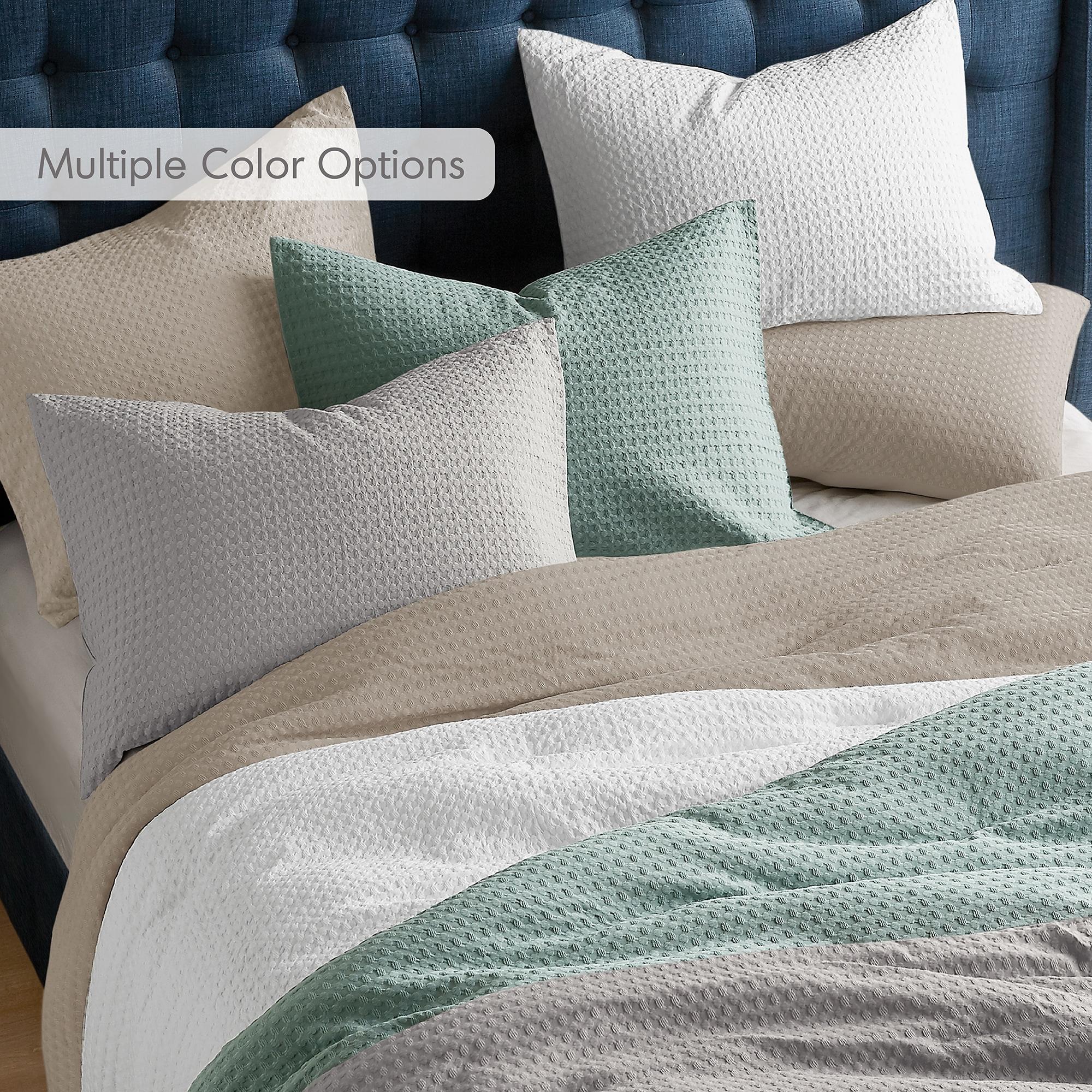 Comfort Spaces Sage Green Queen Comforter Set - 3 Pieces Breathable Dotted Weave Texture Comforter Sets, Modern Farmhouse Boho Comforter & Shams, All Season Microfiber Queen Bed Set, Full/Queen