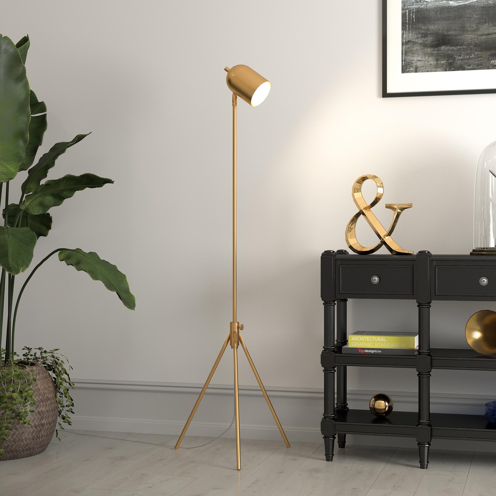 Evelyn&Zoe Bruno Tripod Floor Lamp with Metal shade in Brass/Brass