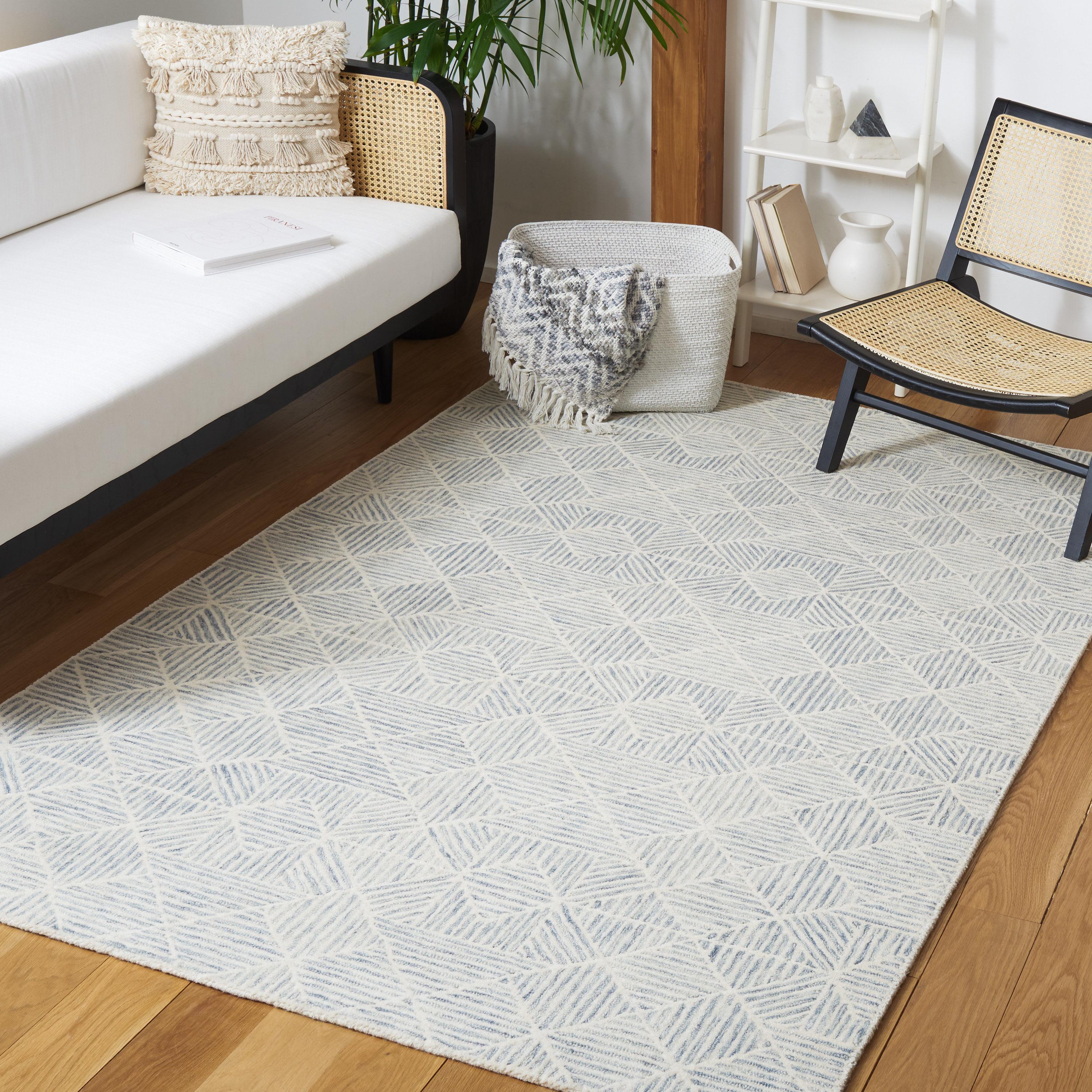 Abstract ABT763 Handmade Indoor Area Rug - Grey/Ivory - 4'x6' - Safavieh