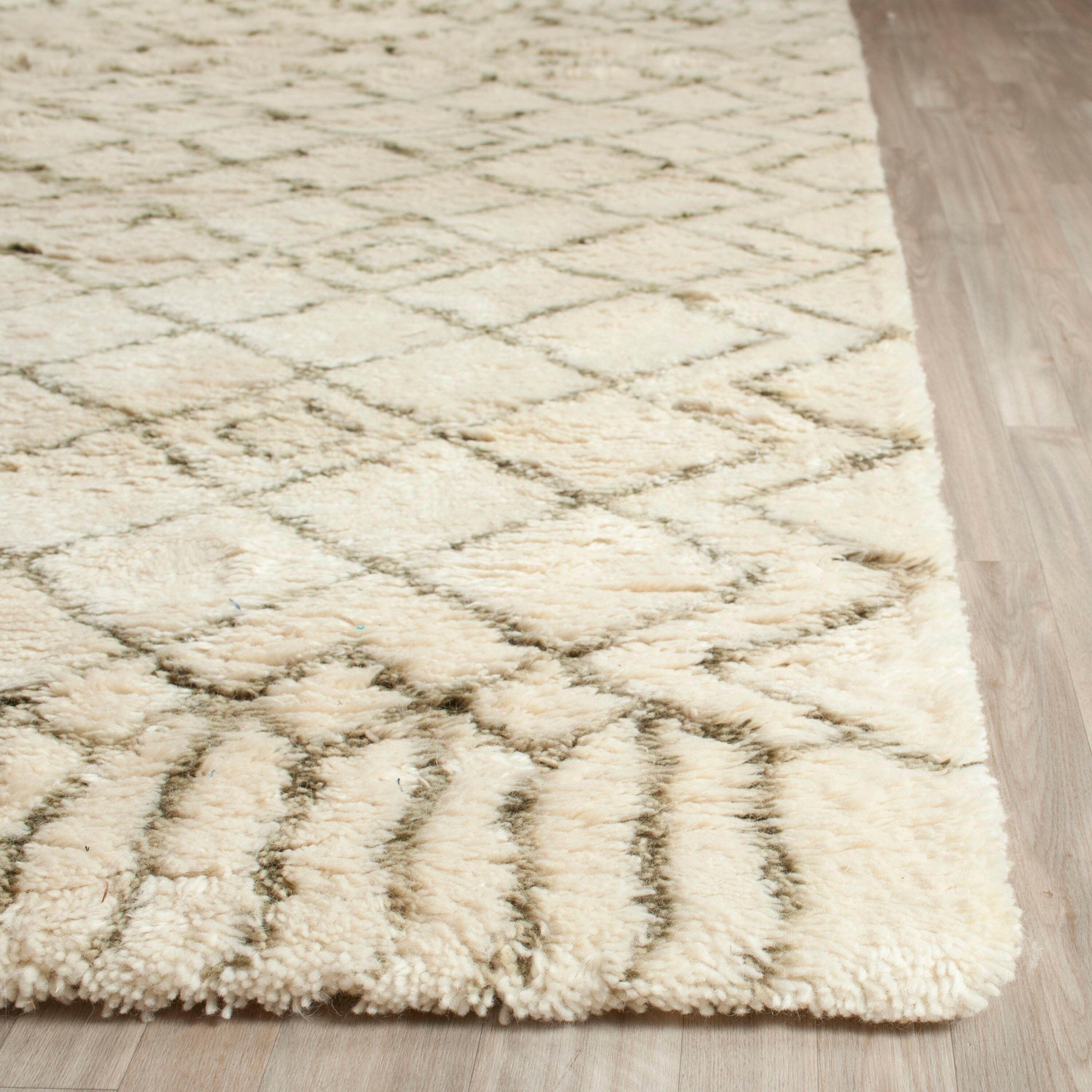 Casablanca CSB894 Hand Tufted Indoor Area Rug - Ivory/Green - 10'x14' - Safavieh