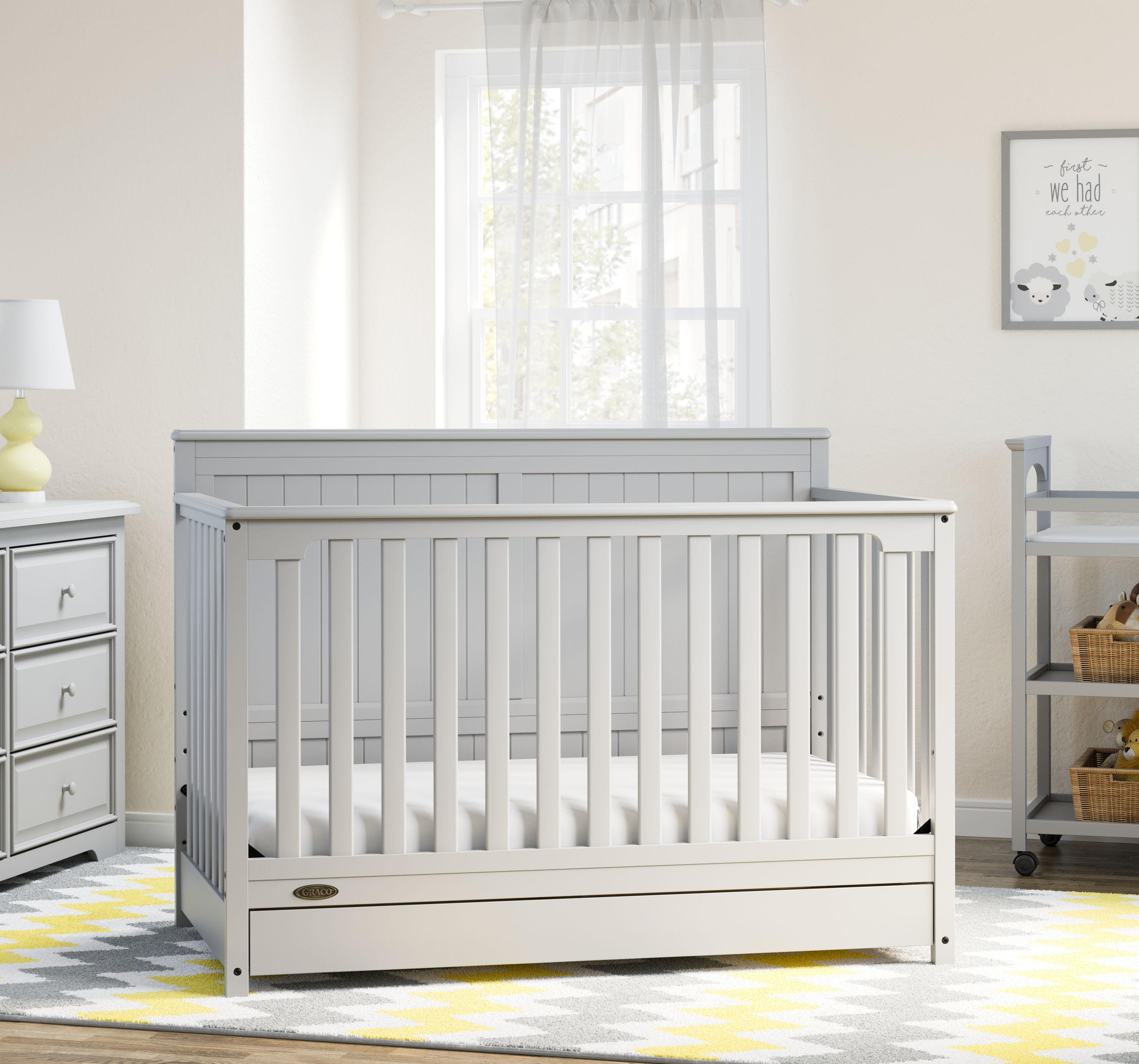 Hadley 5-in-1 Convertible Crib