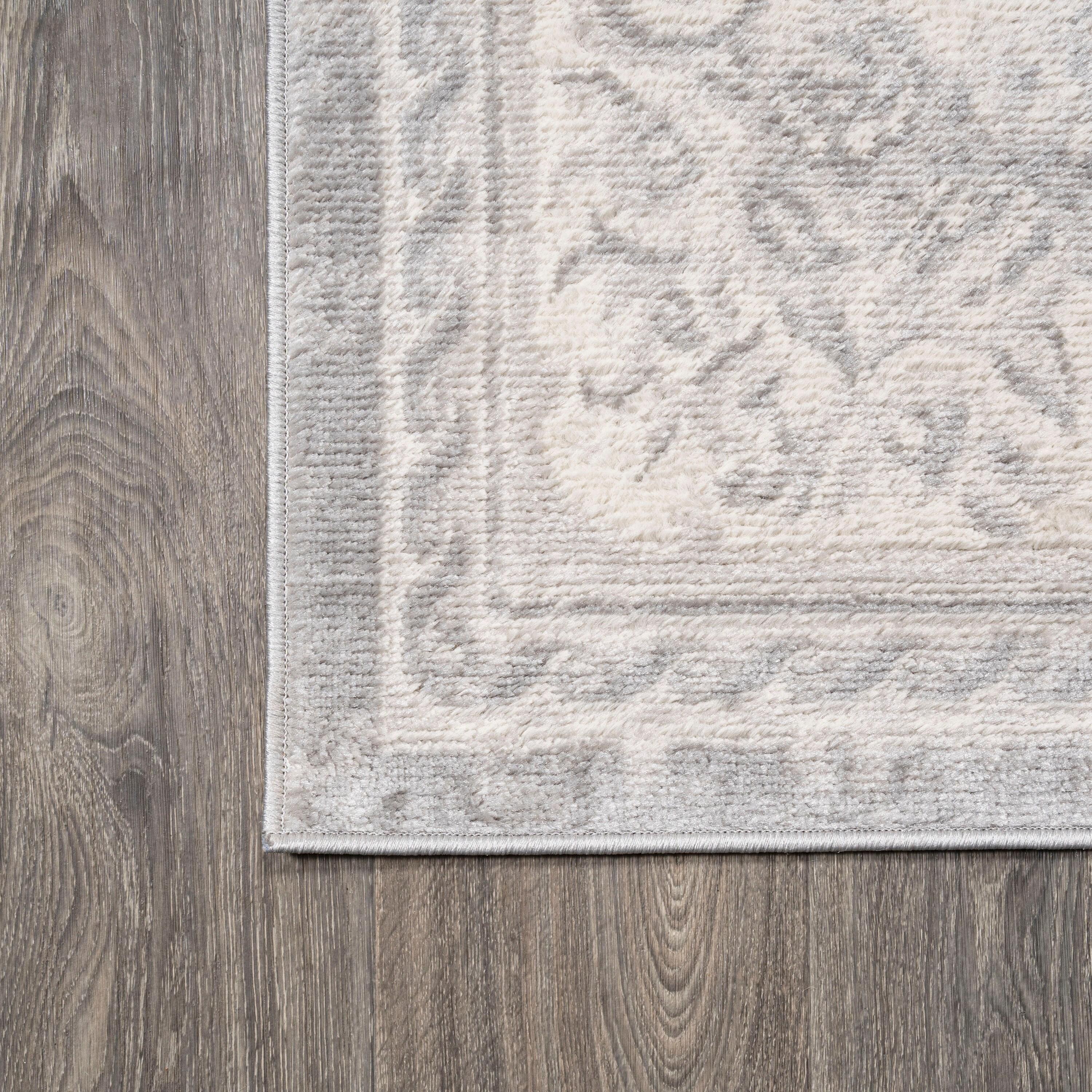 4'x6' Rosalia Cottage Medallion Area Rug, Ivory/Gray - JONATHAN Y