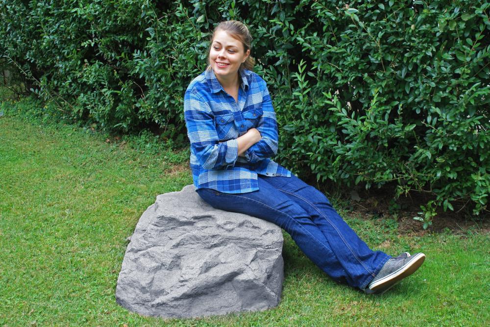 Landscape Rock – Natural Granite Appearance – Low Profile Boulder – Lightweight – Easy to Install